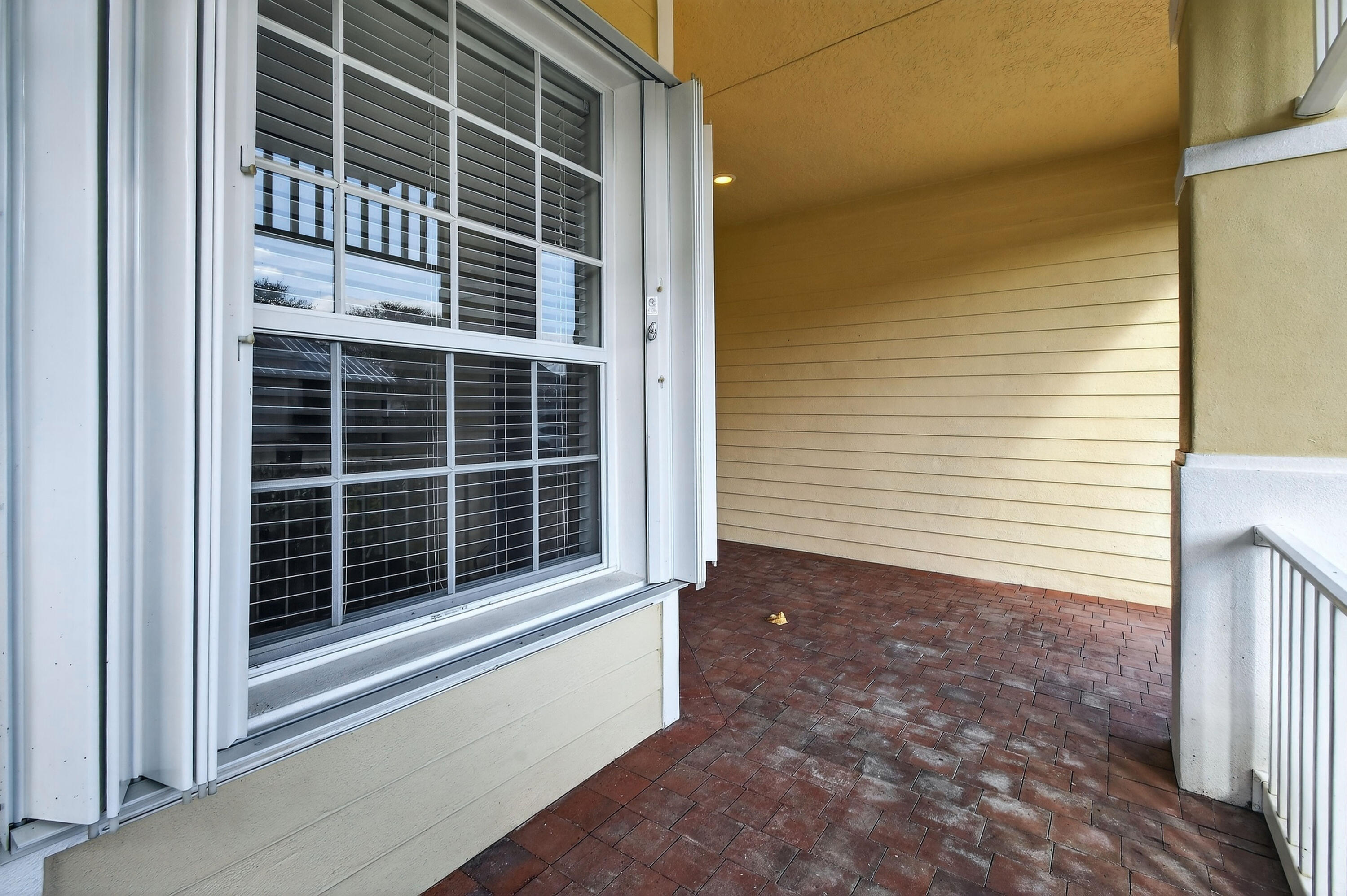 MAGNOLIA LAKES PHASE 1 ST LUCIE WEST NO 151 - Residential