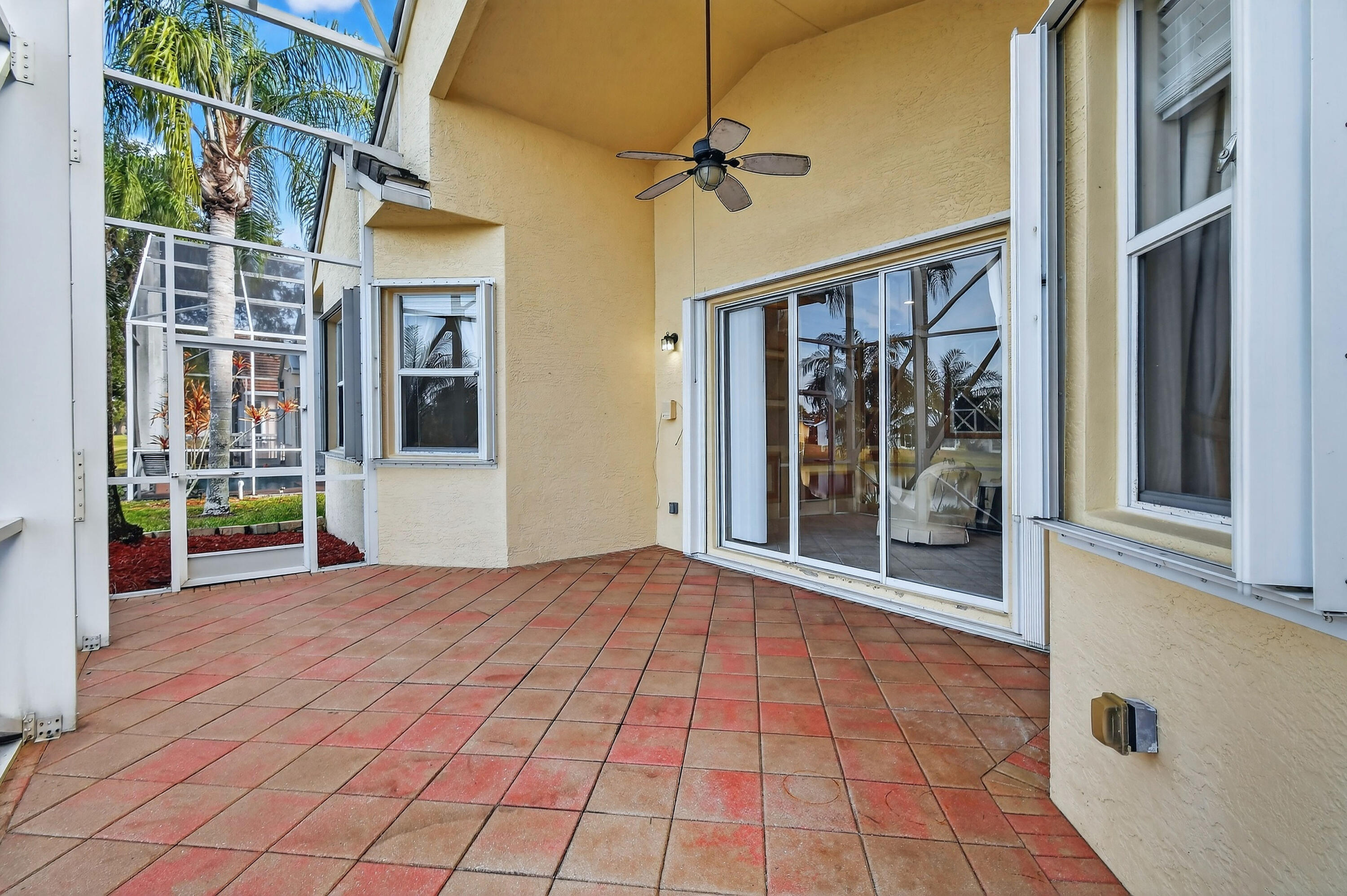 MAGNOLIA LAKES PHASE 1 ST LUCIE WEST NO 151 - Residential