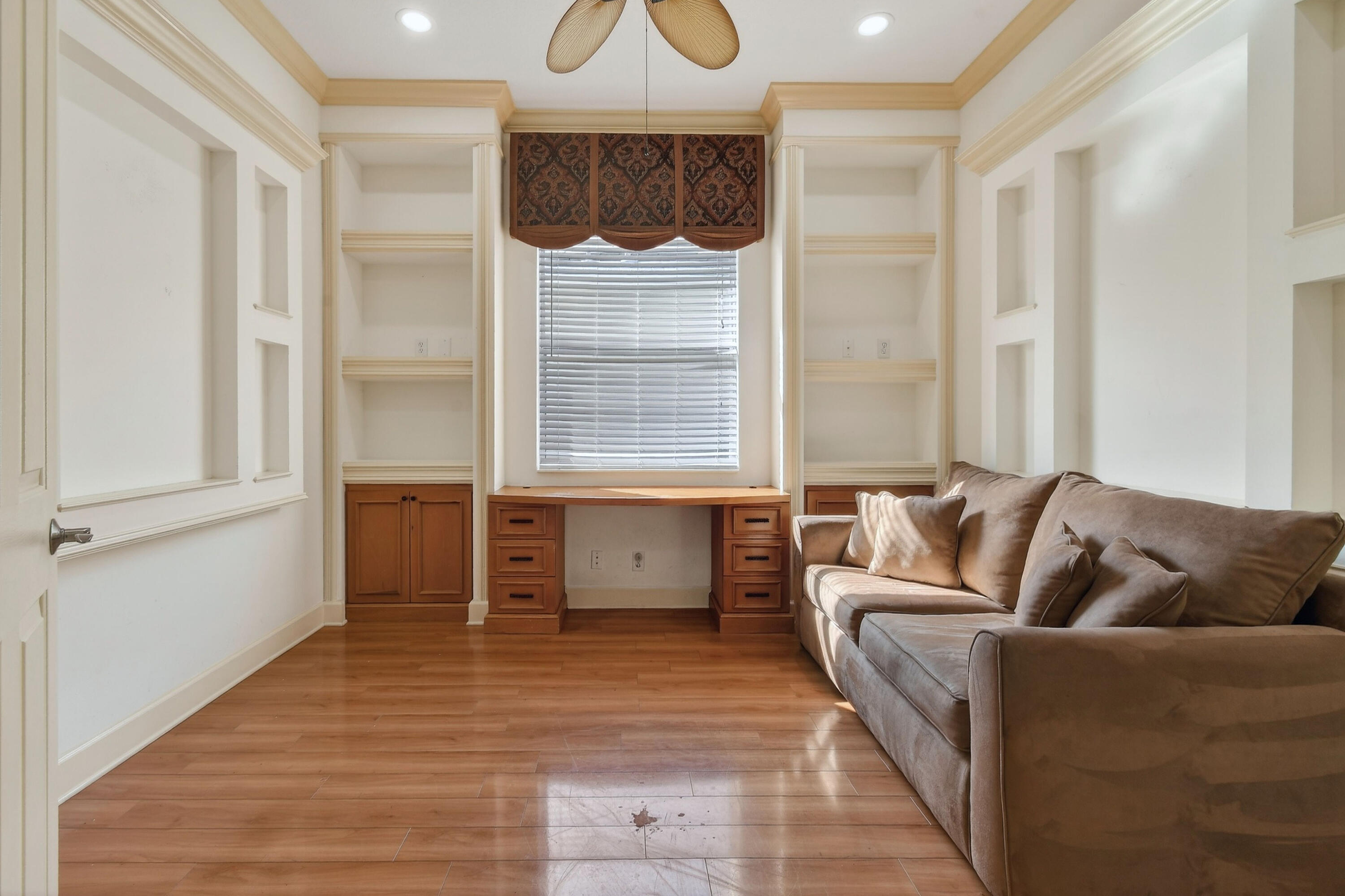 MAGNOLIA LAKES PHASE 1 ST LUCIE WEST NO 151 - Residential