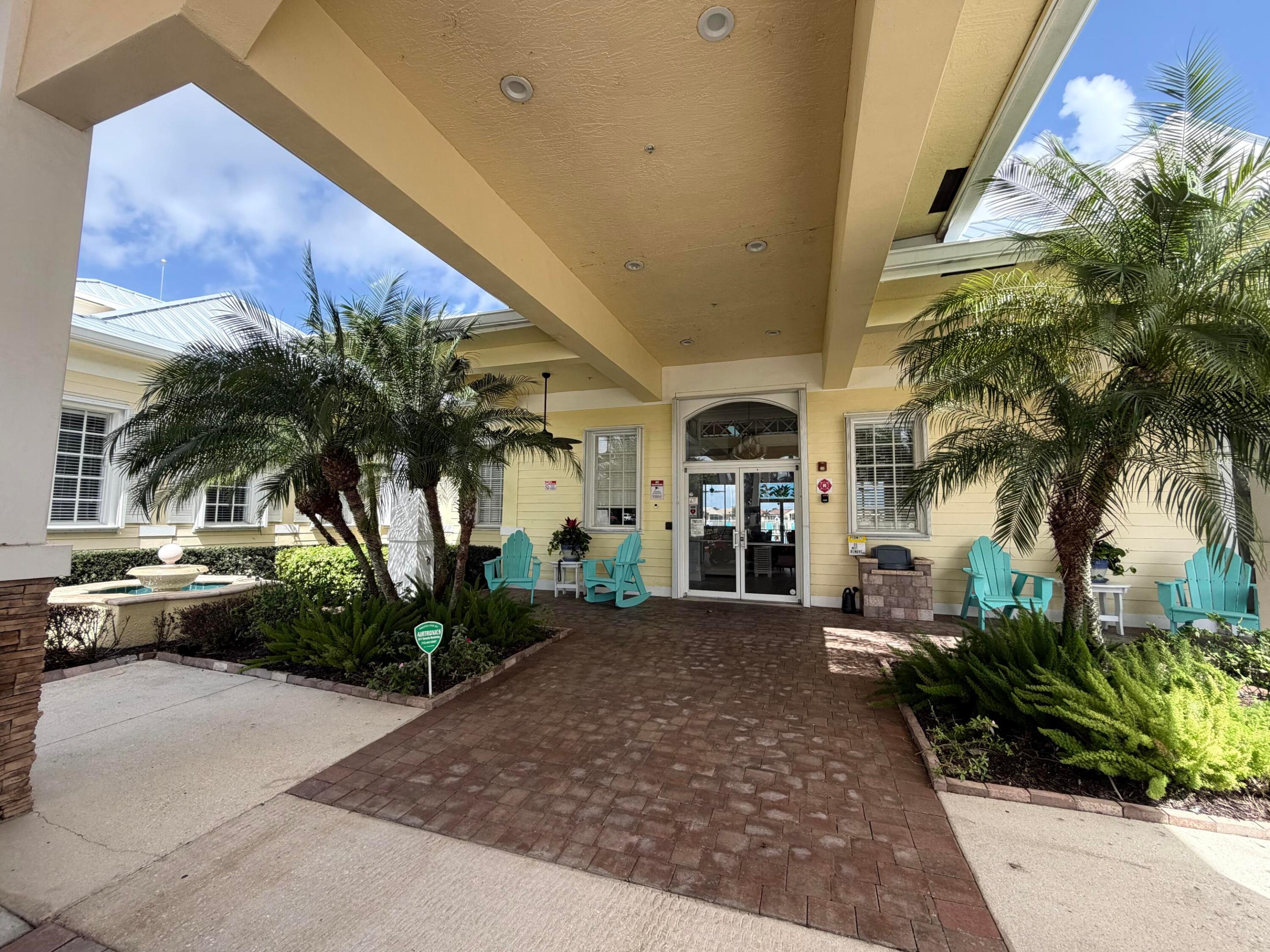 MAGNOLIA LAKES PHASE 1 ST LUCIE WEST NO 151 - Residential
