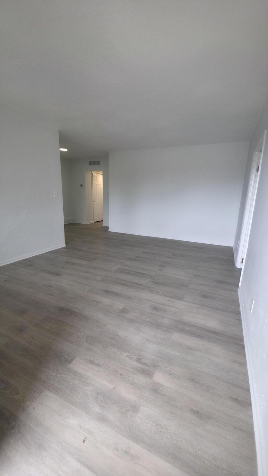 A BEAUTIFULLY UPDATED 2 / 1 APARTMENT WITH BRIGHT, OPEN LAYOUT. FEATURING VINYL FLOORING THROUGHOUT THE LIVING AREA AND TILE IN THE BEDROOMS. NEWER KITCHEN OFFERS DARK WOOD CABINETS, AND NEWER APPLIANCES, OPEN LIVING AND DINING AREA, IMPACT WINDOWS, AND MORE. QUICK MOVE IN CLOSE TO SHOPPING AND ONLY 7 MINUTES FROM HARD ROCK CASINO. (BROKERS, PLEASE SEE BROKER REMARKS)
