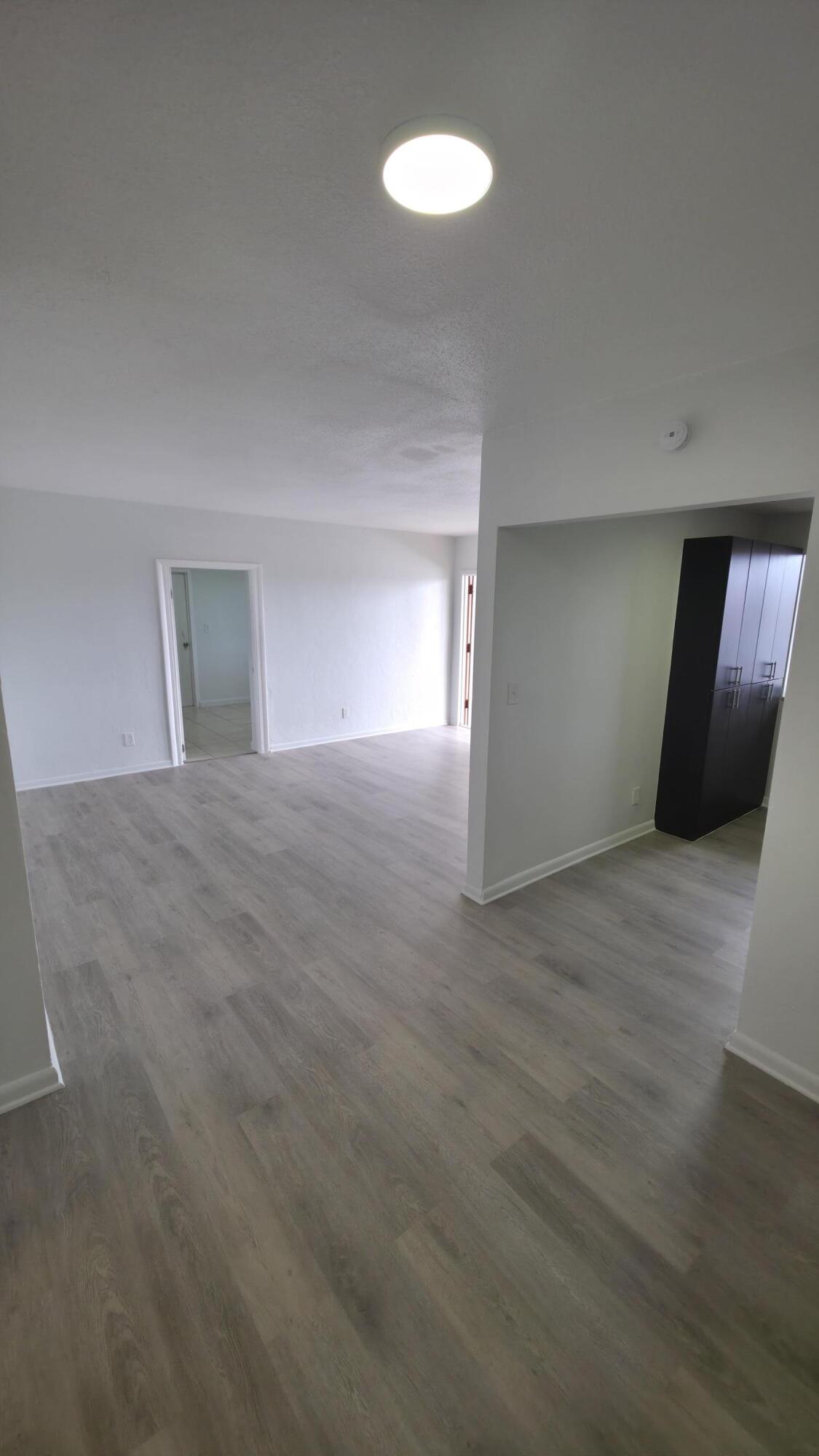 MIAMI GARDENS ESTATES SEC 2 - Residential Lease