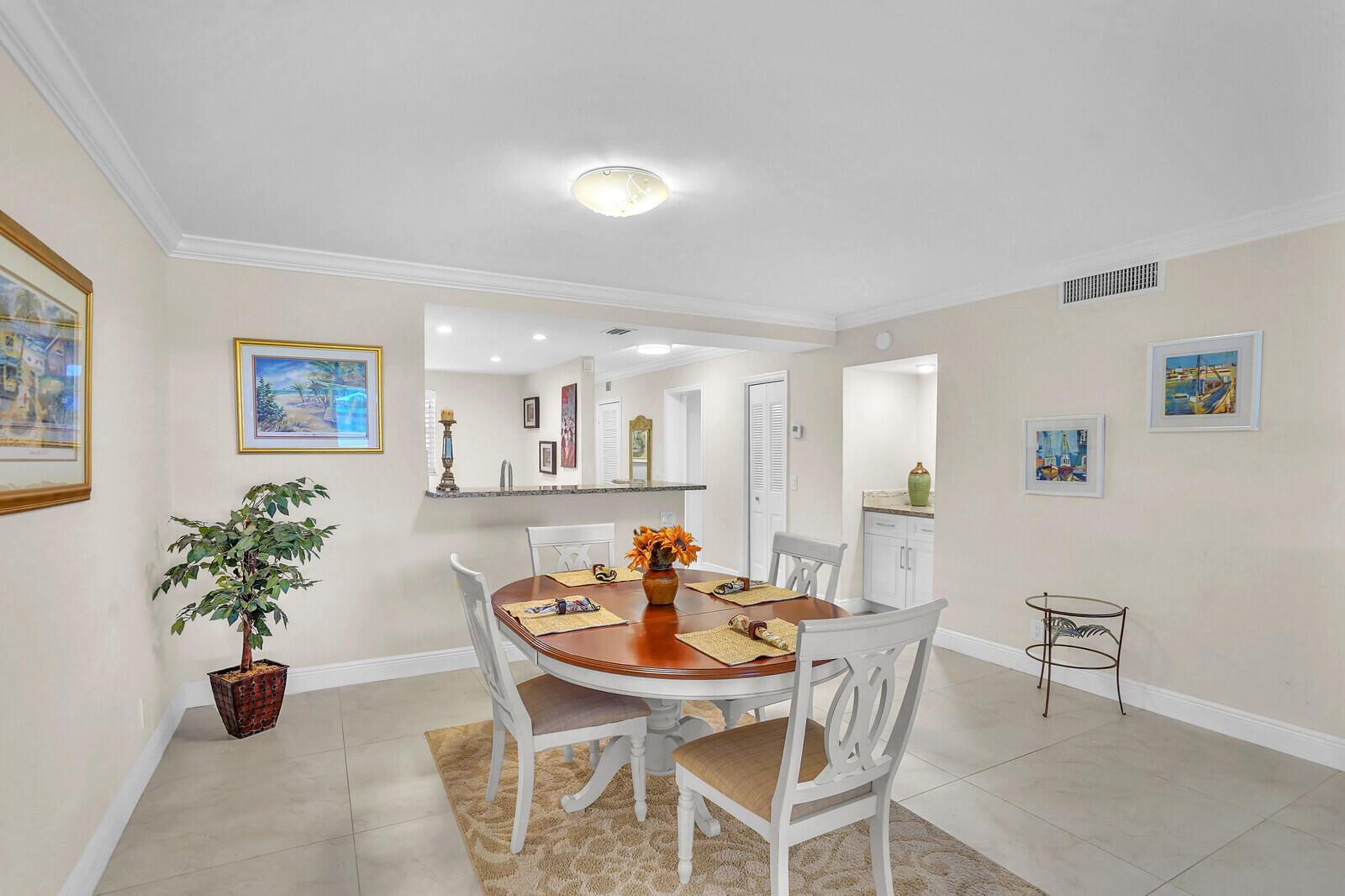 Atlantis Sherbrooke Villa - Residential