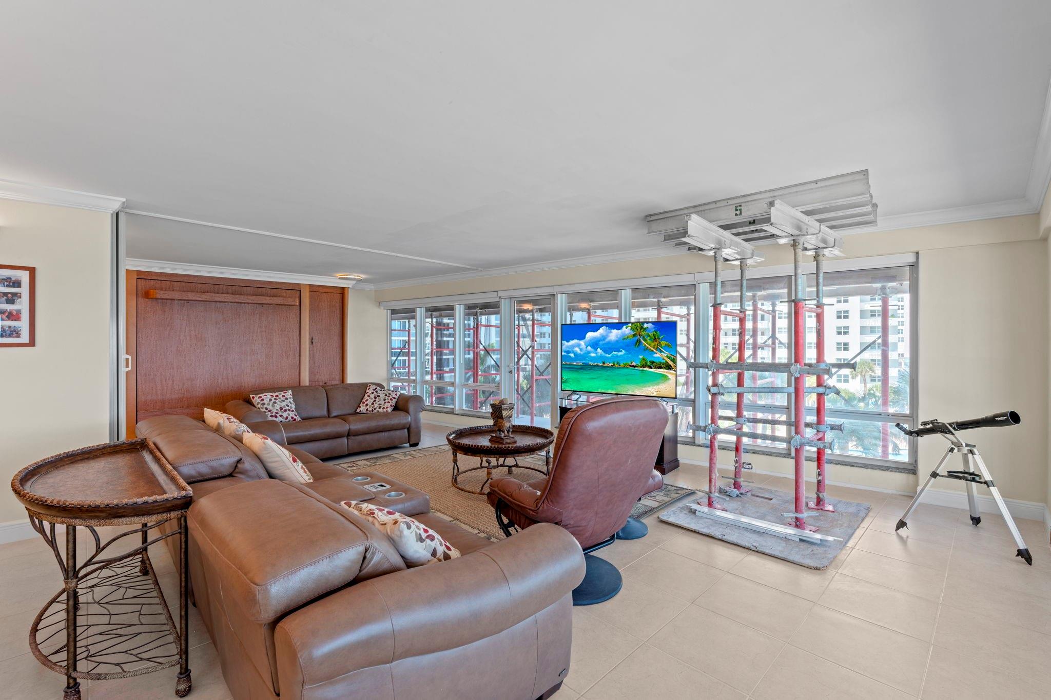 GALLEON - Residential