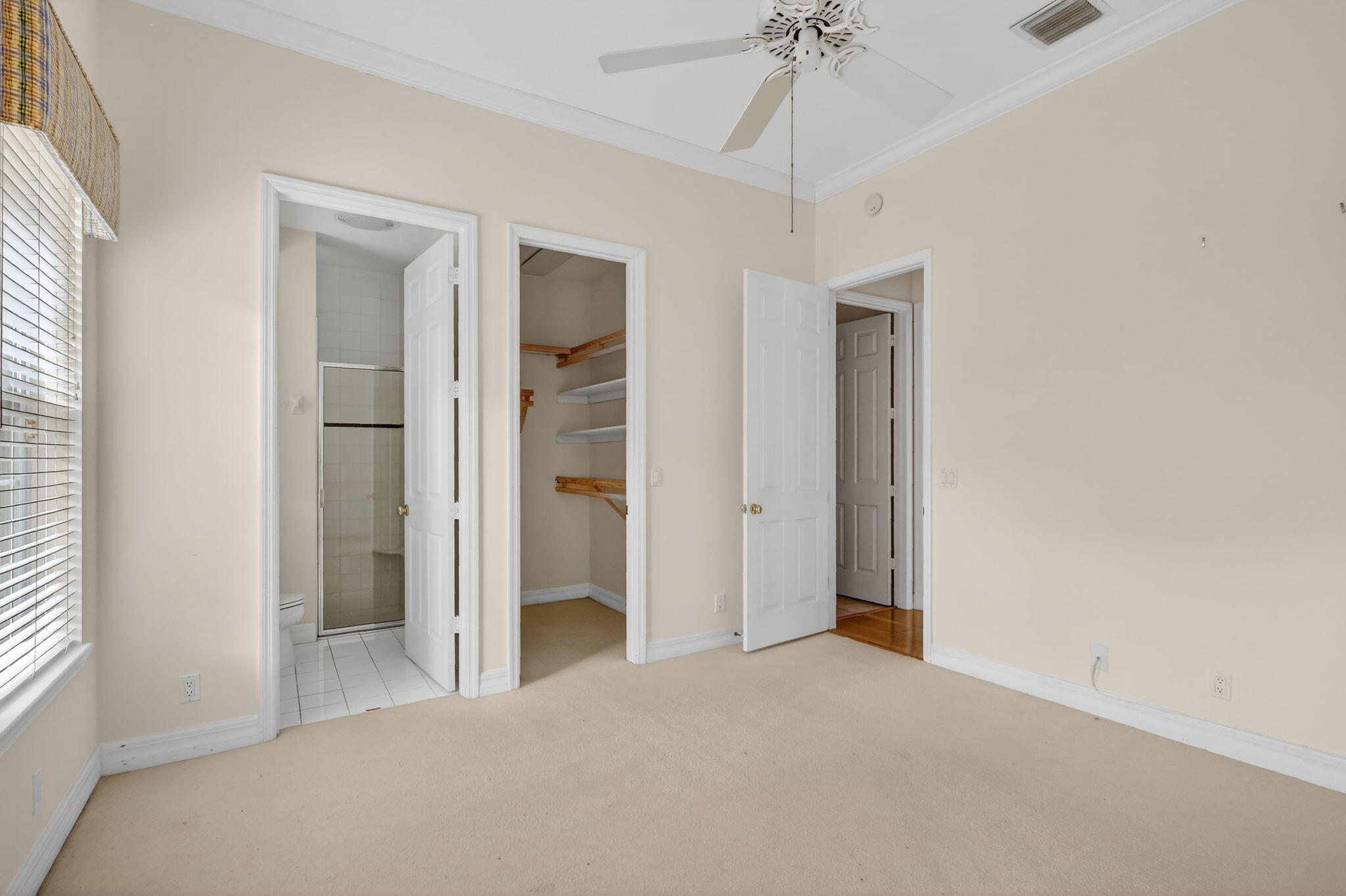 WILLOUGHBY - Residential