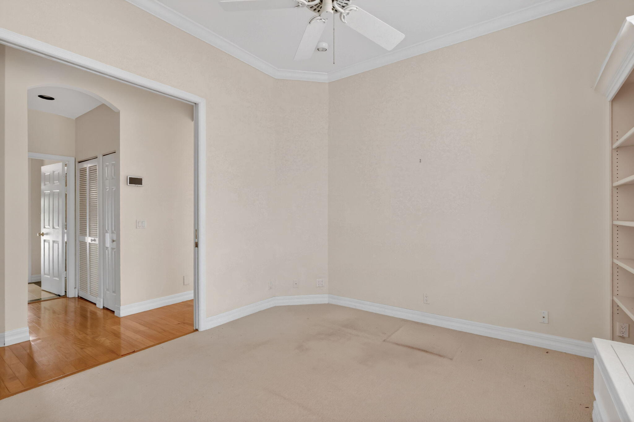 WILLOUGHBY - Residential