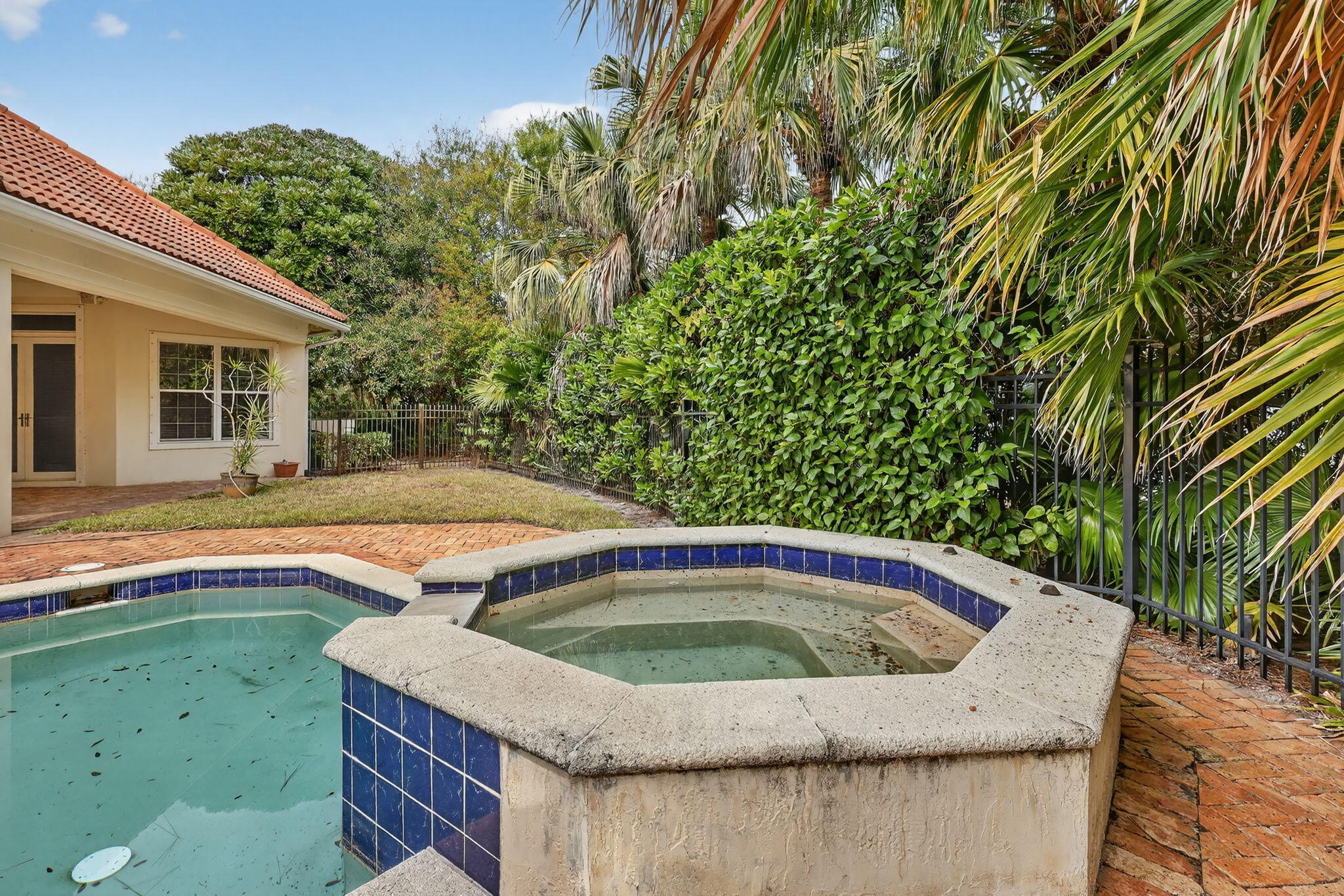 WILLOUGHBY - Residential