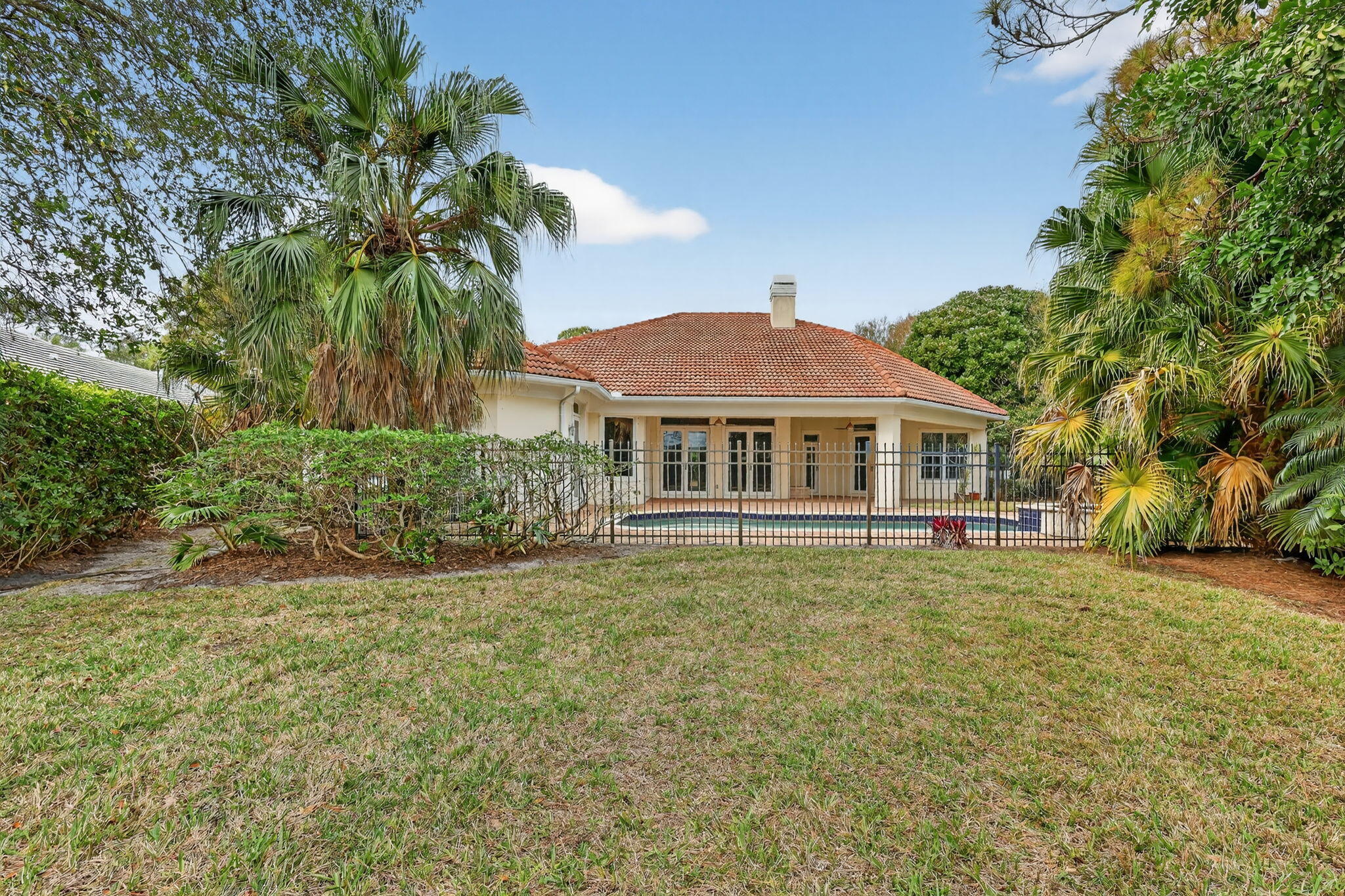 WILLOUGHBY - Residential