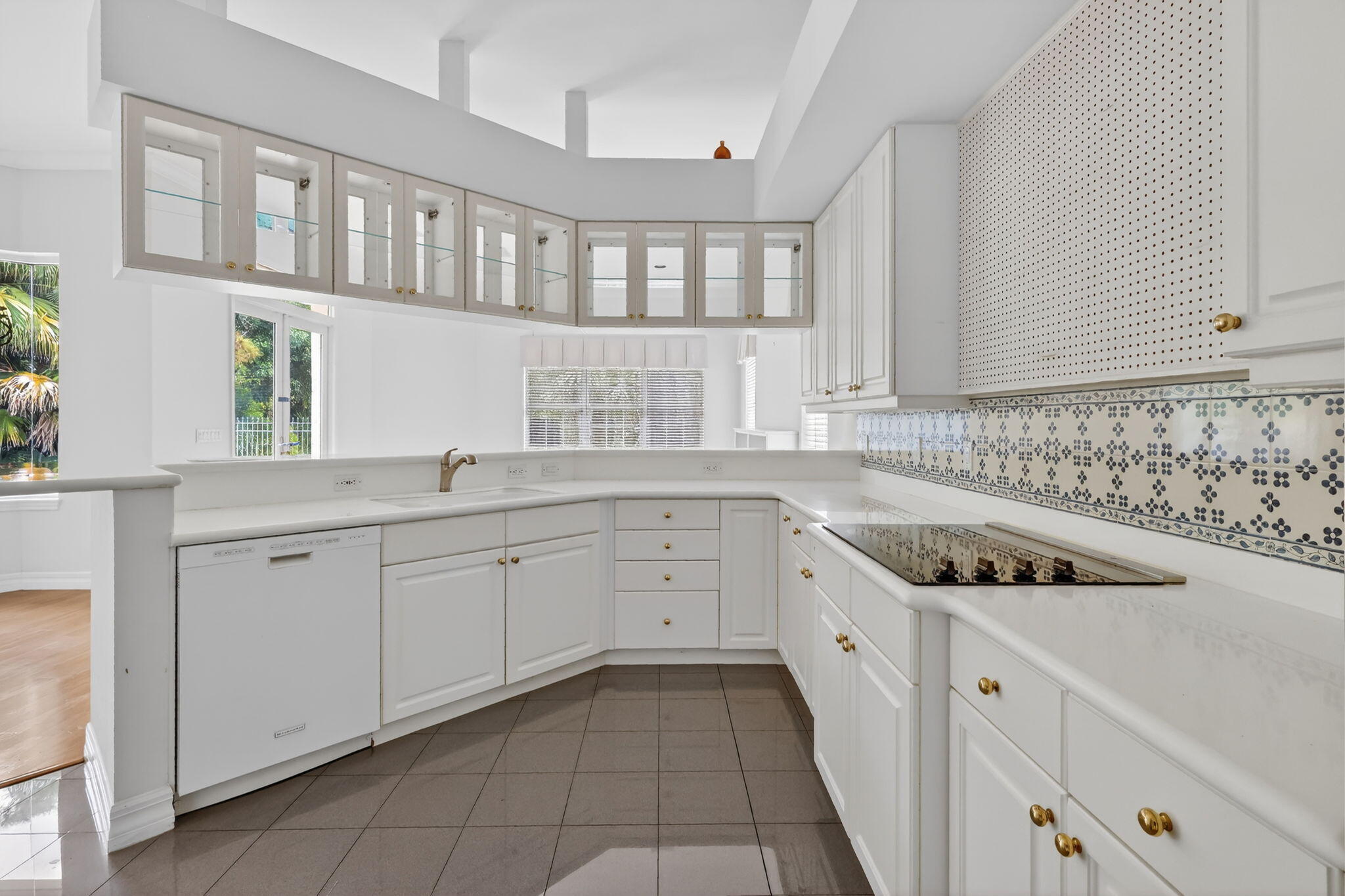 WILLOUGHBY - Residential