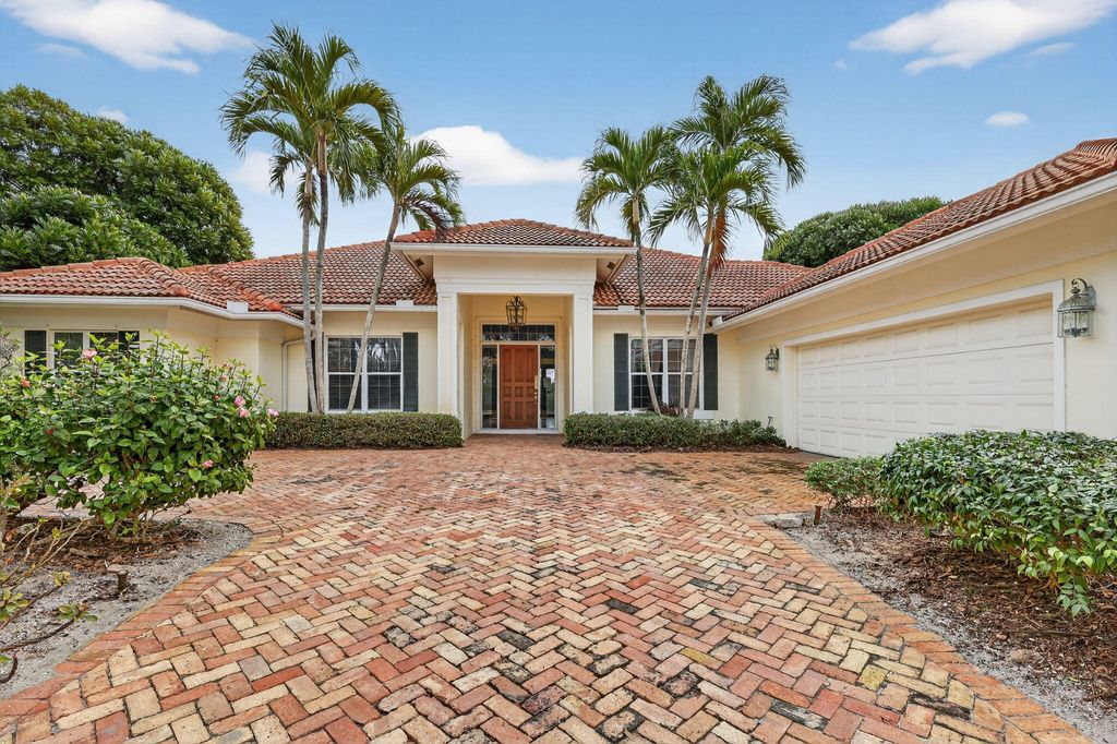 Photo of 3097 SE Doubleton Drive, Stuart, FL 34997 (MLS # R11167131)