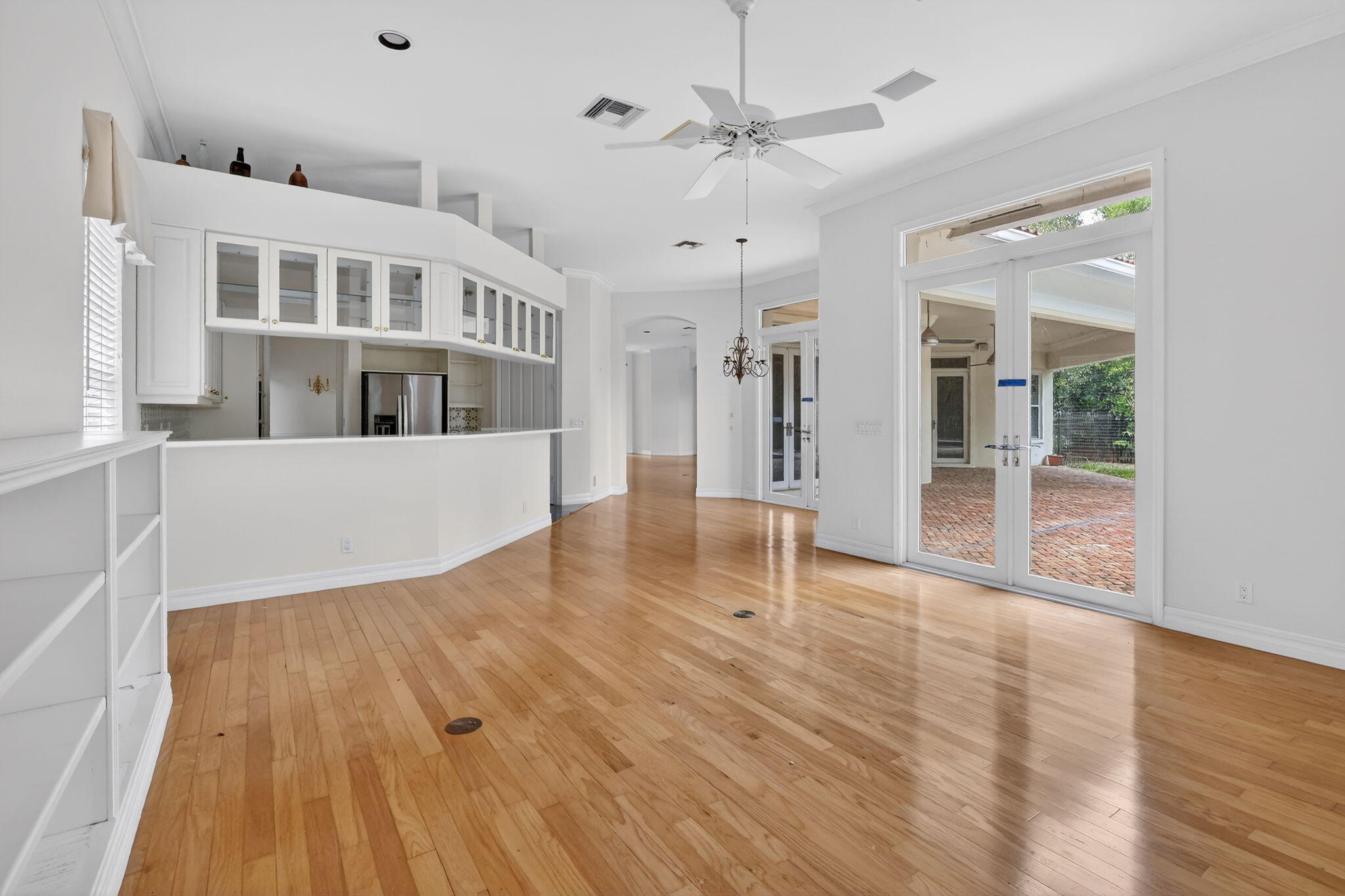 WILLOUGHBY - Residential