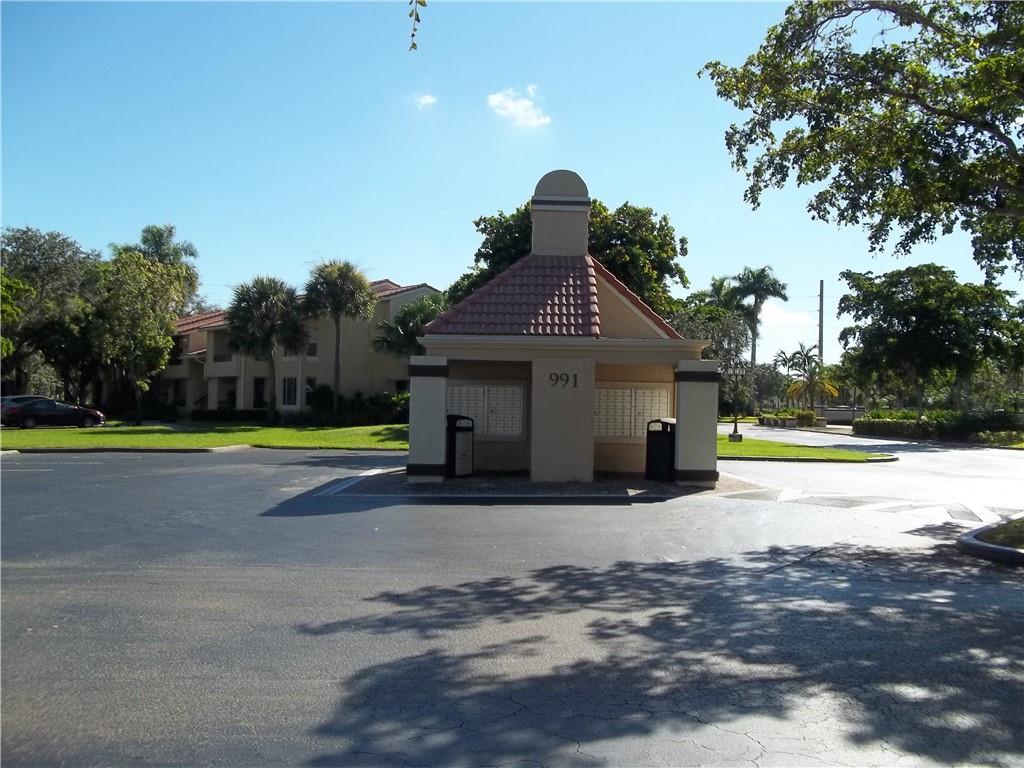 Coco Parc Condo - Residential Lease