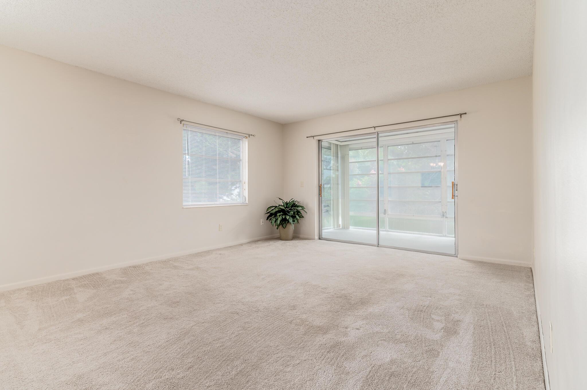 KINGSWOOD CONDO - Residential Lease