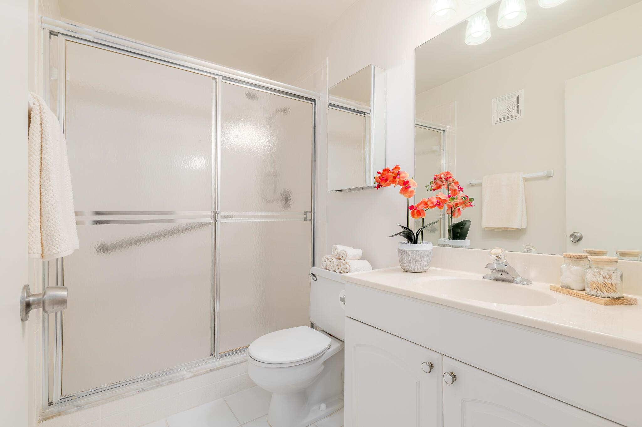 KINGSWOOD CONDO - Residential Lease