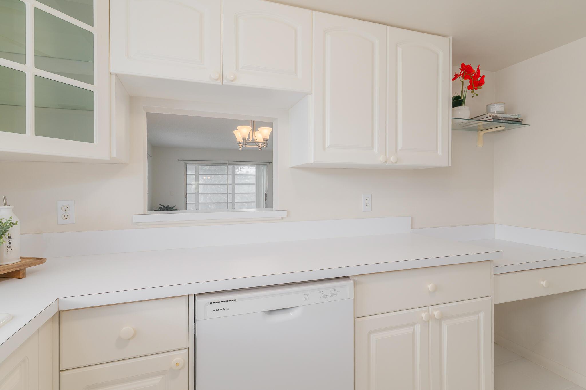 KINGSWOOD CONDO - Residential Lease
