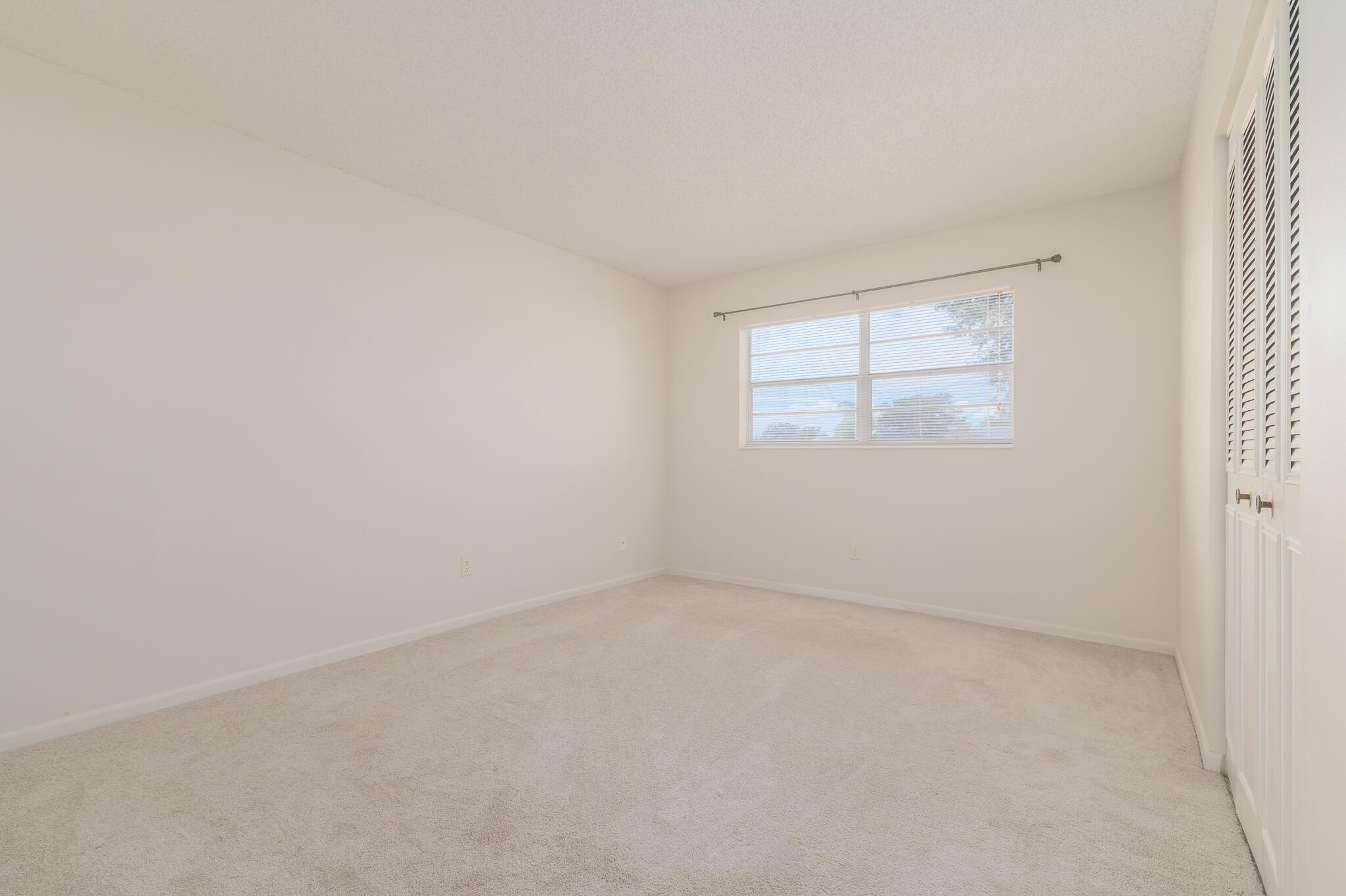 KINGSWOOD CONDO - Residential Lease