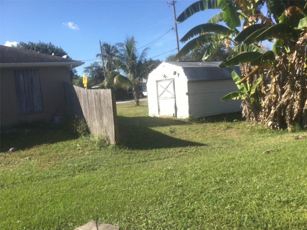 Moore Haven - Residential