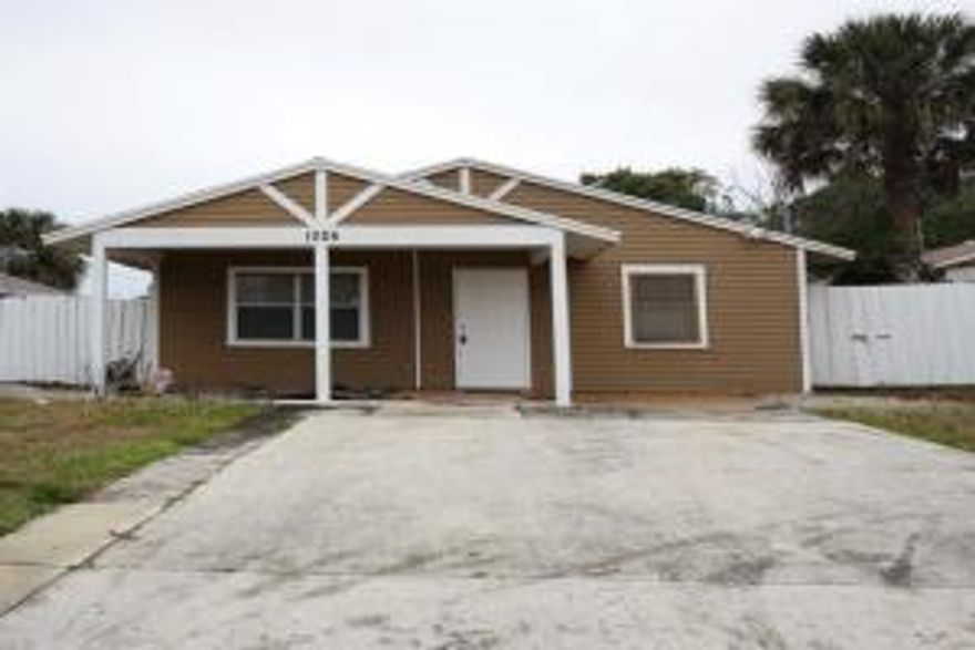 Newer 3 bedroom, 2 bath single story home close to city life and activities.  Steps to Coleman Park w/playground, tennis & basketball, more. Not a short sale or foreclosure, quick closing possible.