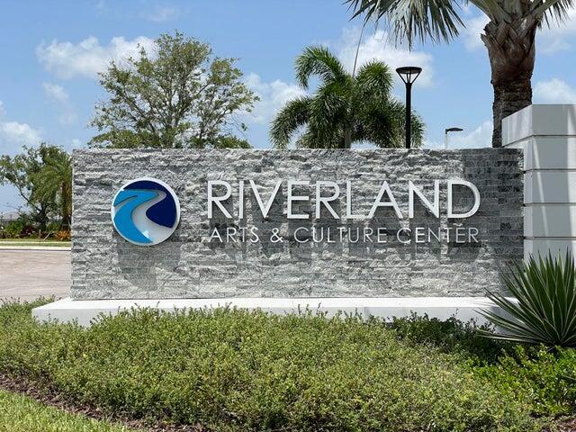Riverland - Valencia Walk - Residential