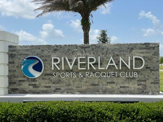 Riverland - Valencia Walk - Residential