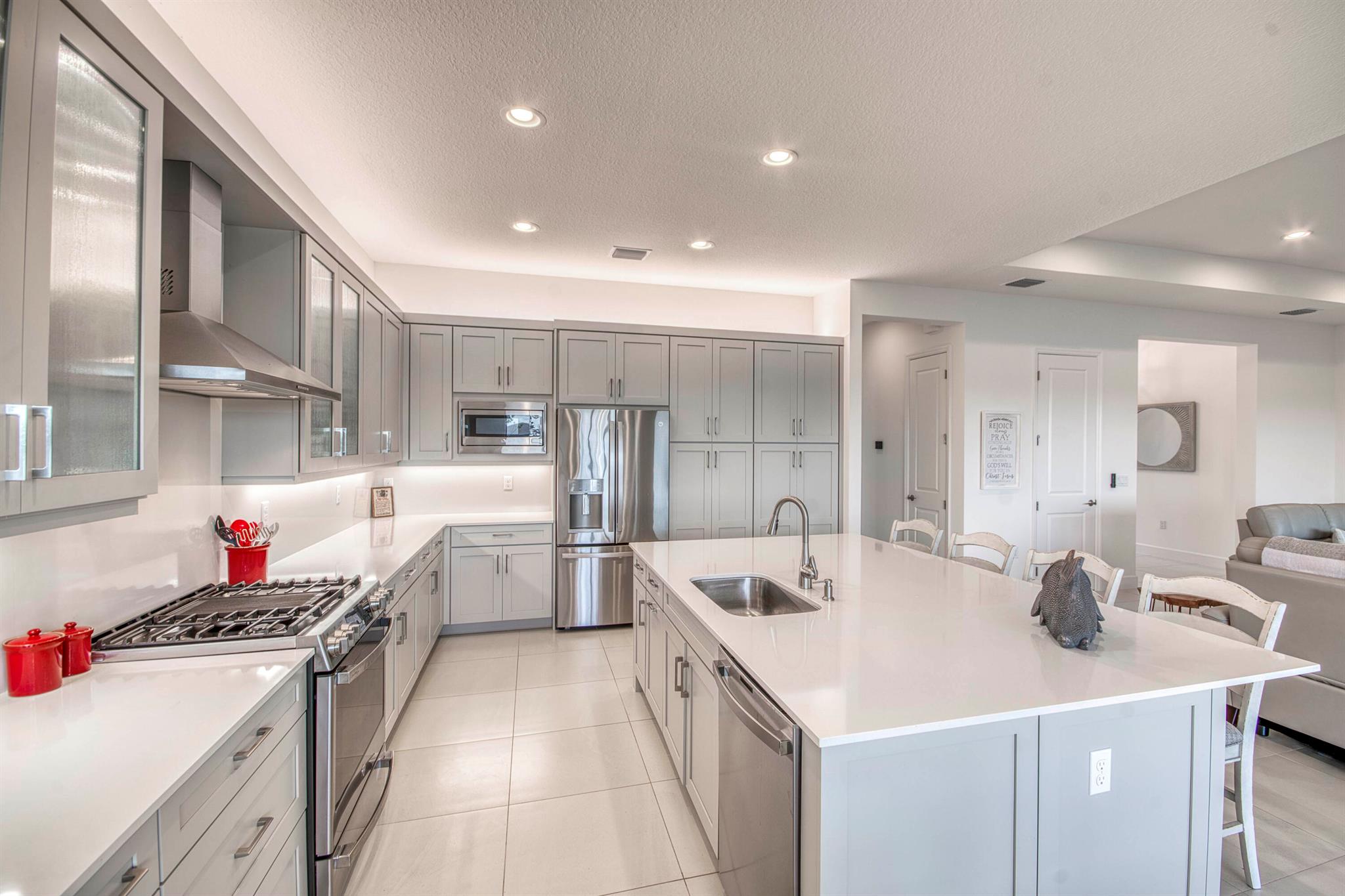 Riverland - Valencia Walk - Residential