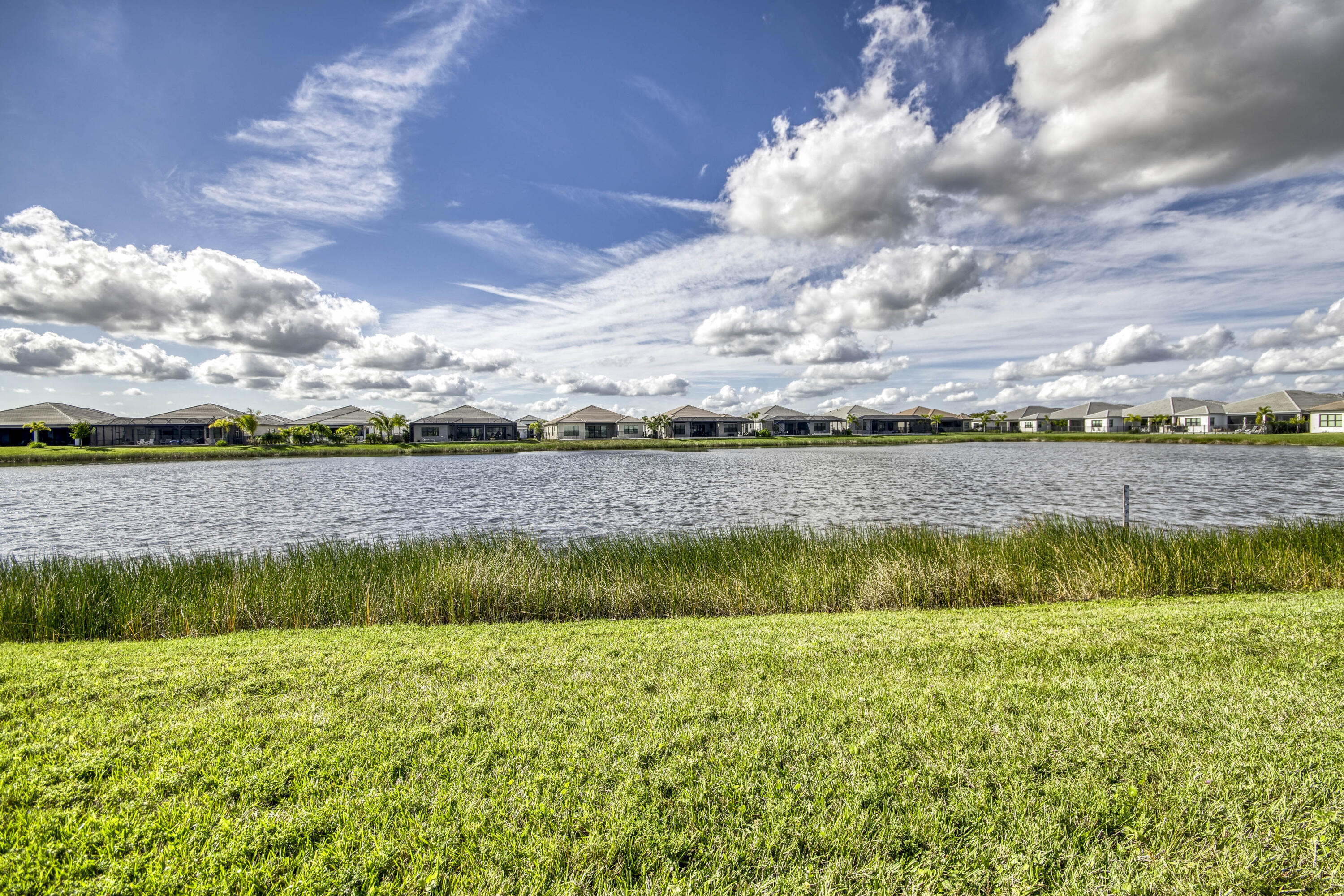 Riverland - Valencia Walk - Residential