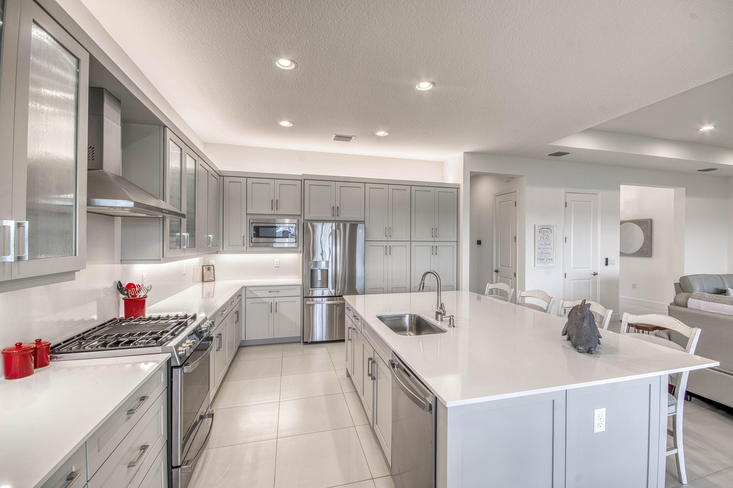 Riverland - Valencia Walk - Residential