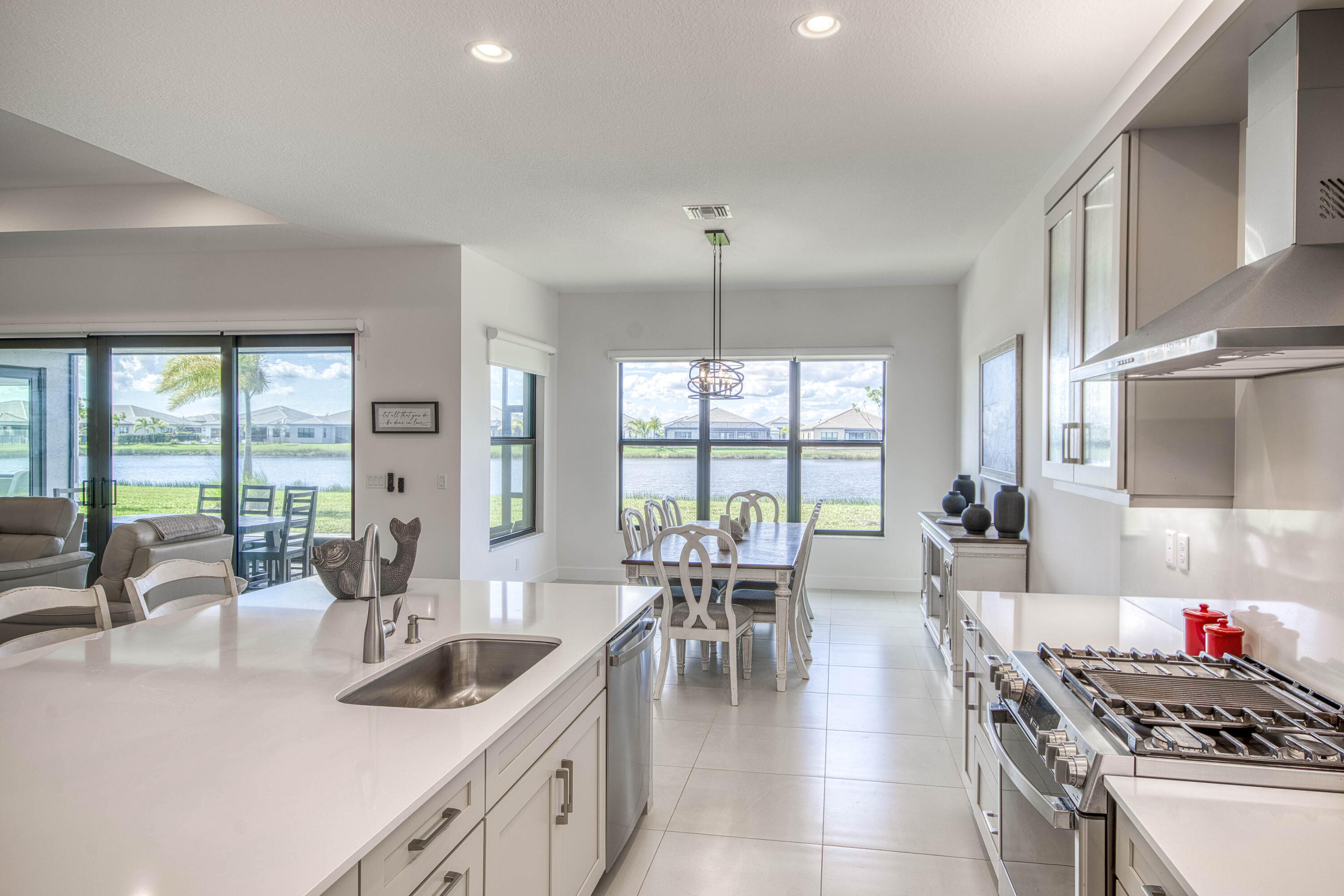 Riverland - Valencia Walk - Residential