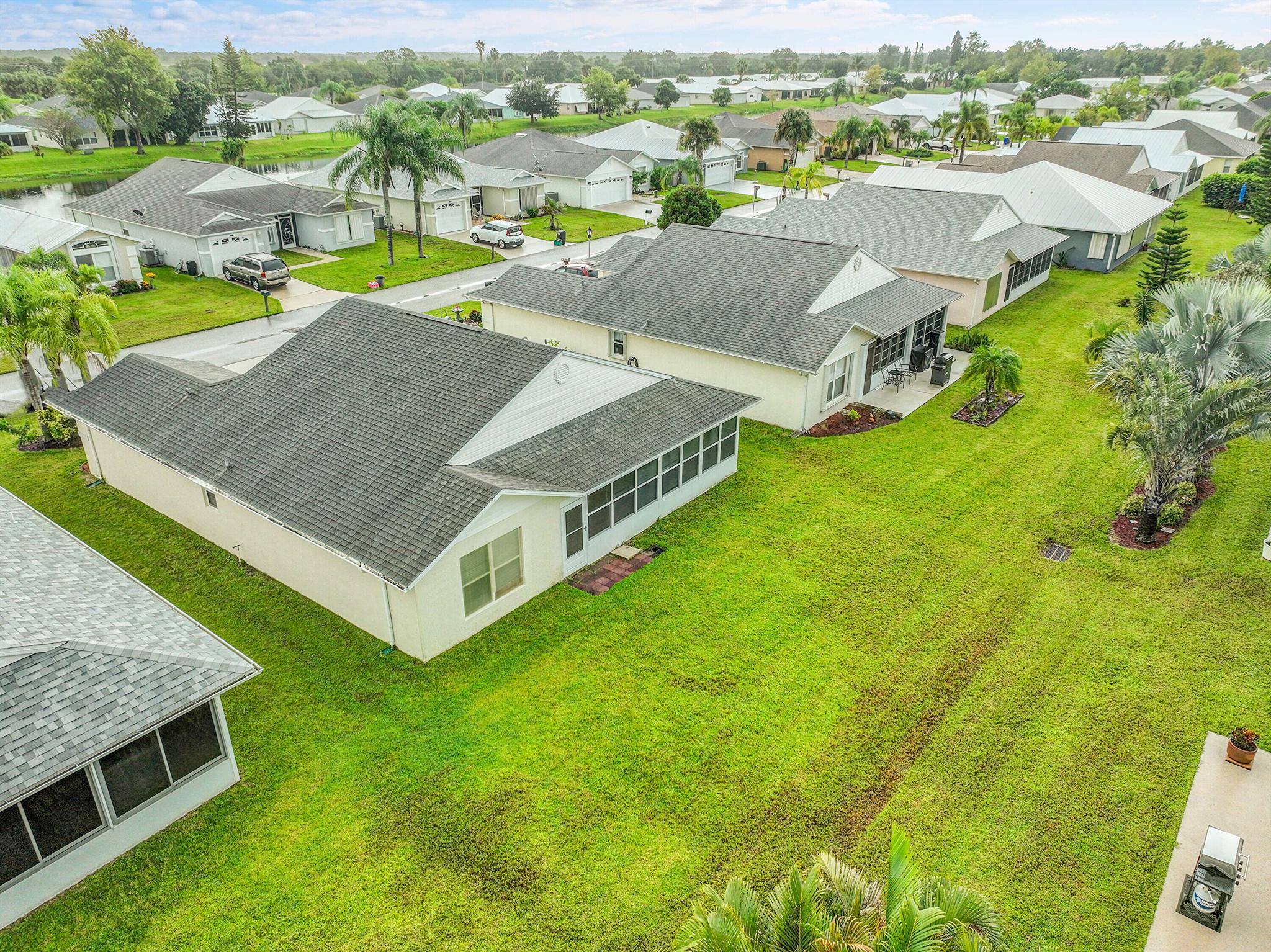 SPANISH LAKES FAIRWAYS NE - Residential