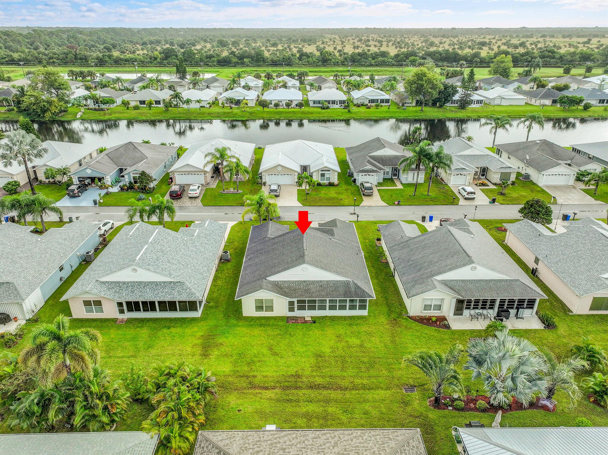 SPANISH LAKES FAIRWAYS NE - Residential