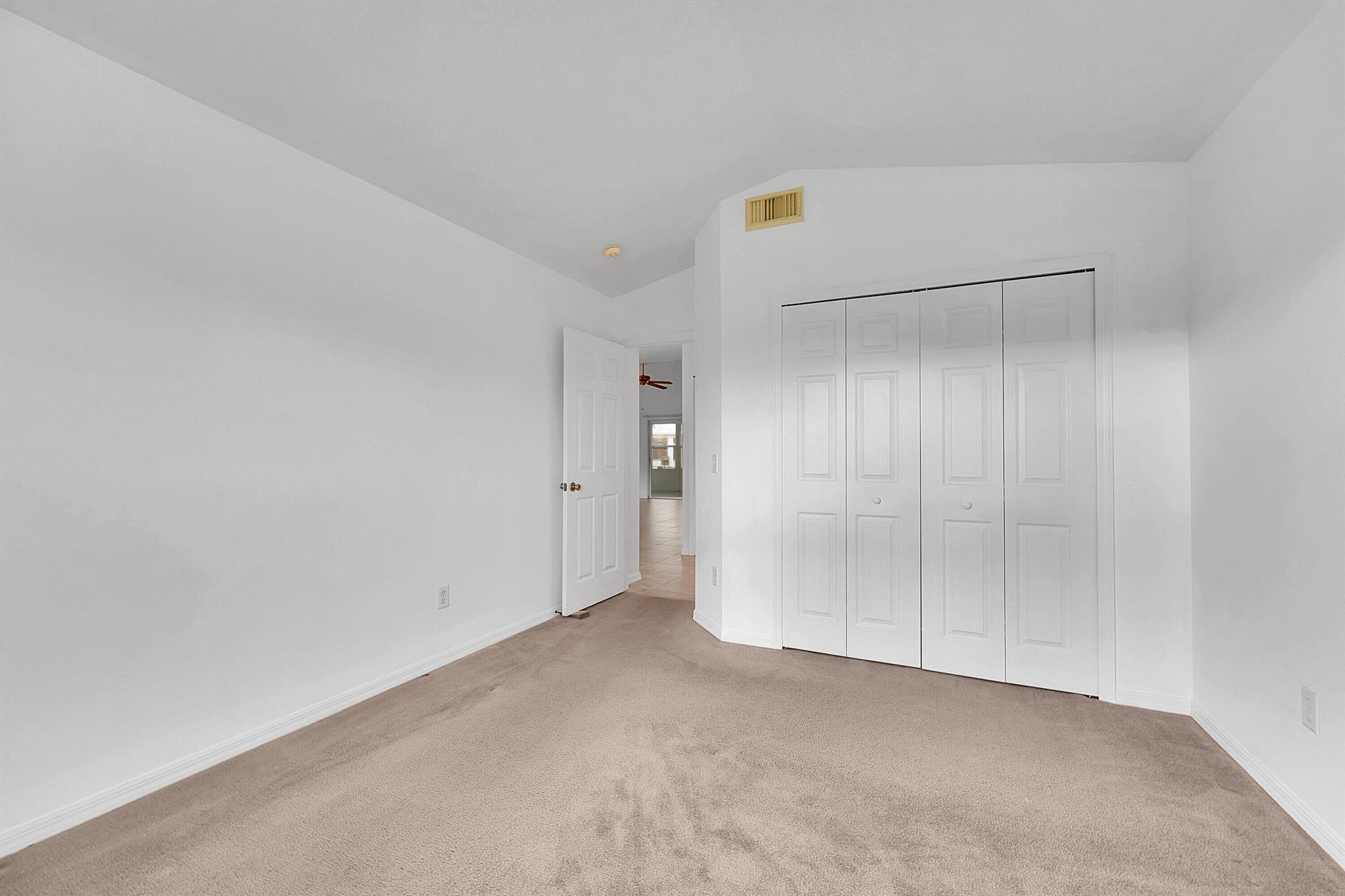 SPANISH LAKES FAIRWAYS NE - Residential