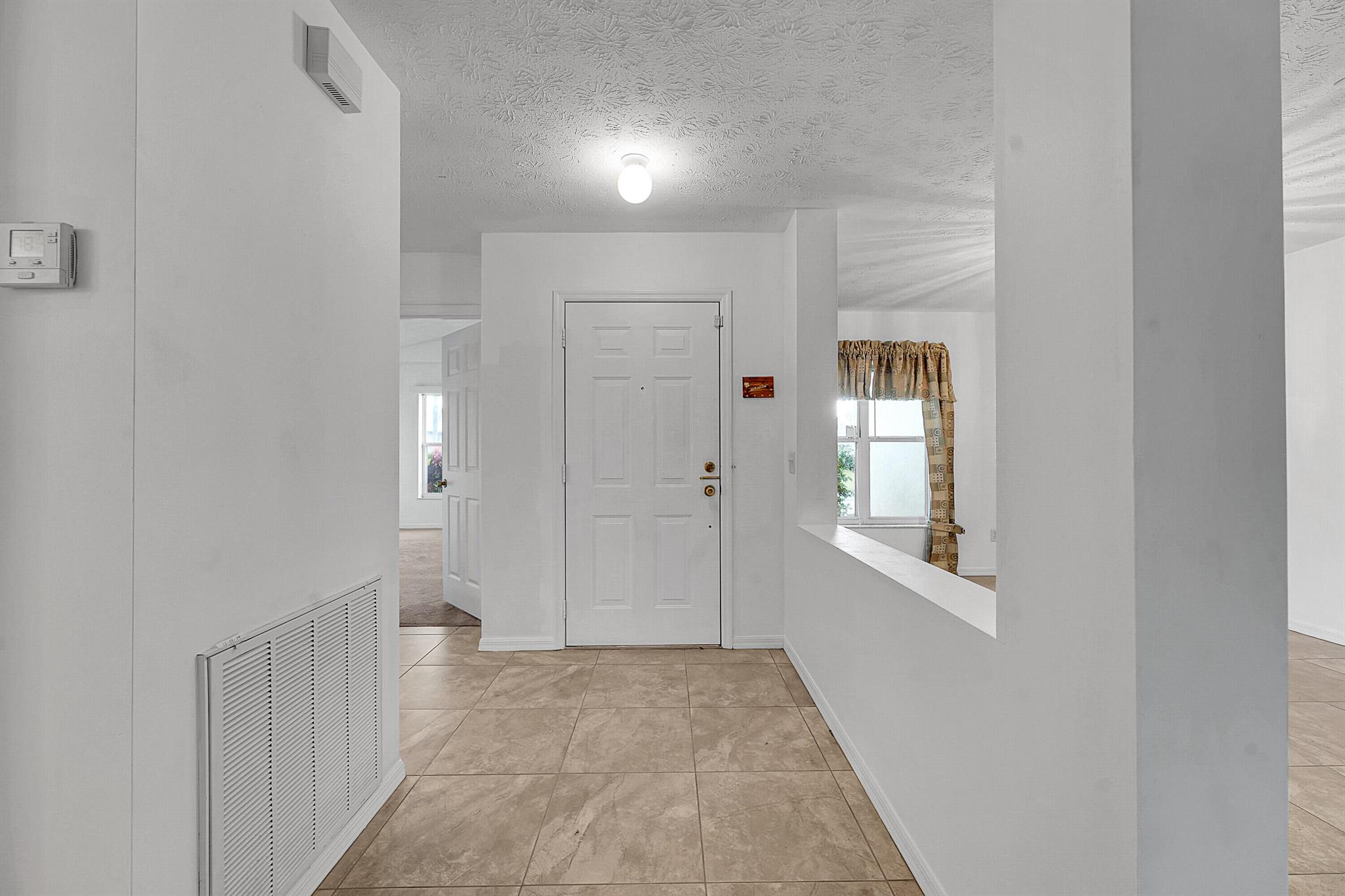 SPANISH LAKES FAIRWAYS NE - Residential