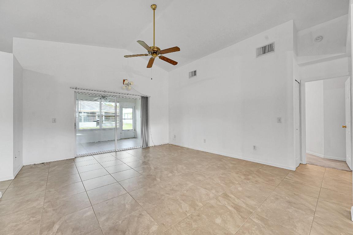 SPANISH LAKES FAIRWAYS NE PHASE - Residential