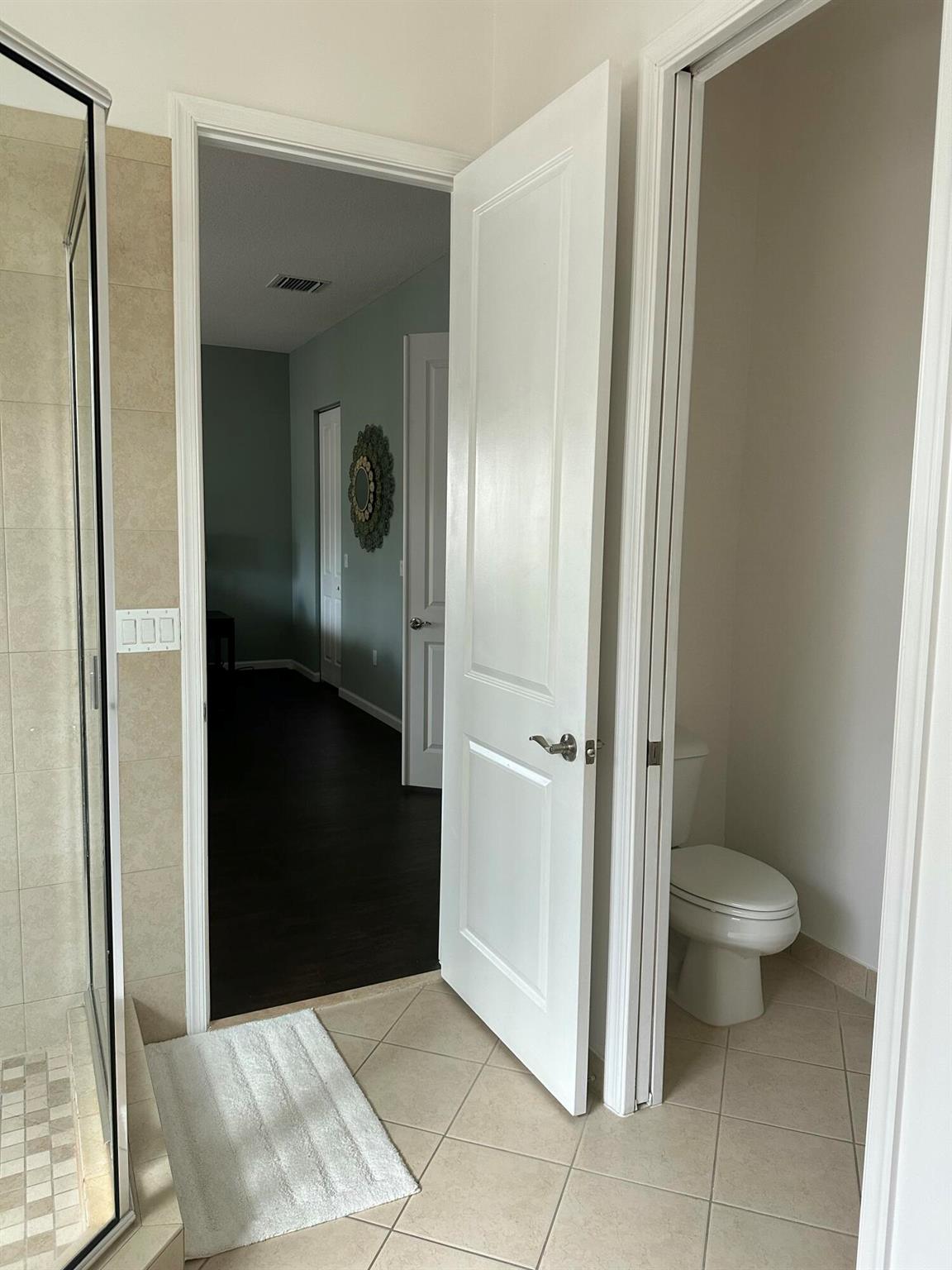 SAWGRASS LAKES - Residential