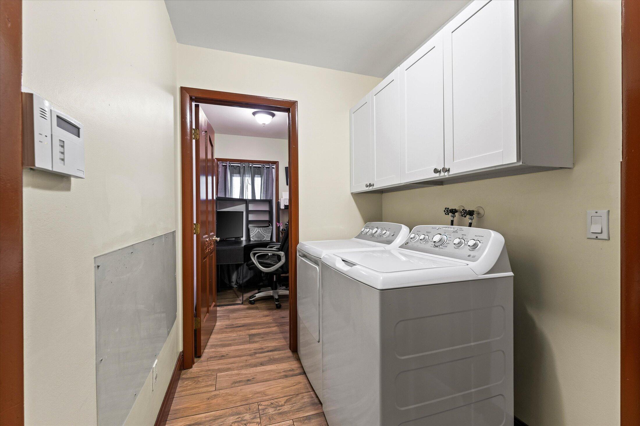 CYPRESS GLEN - Residential