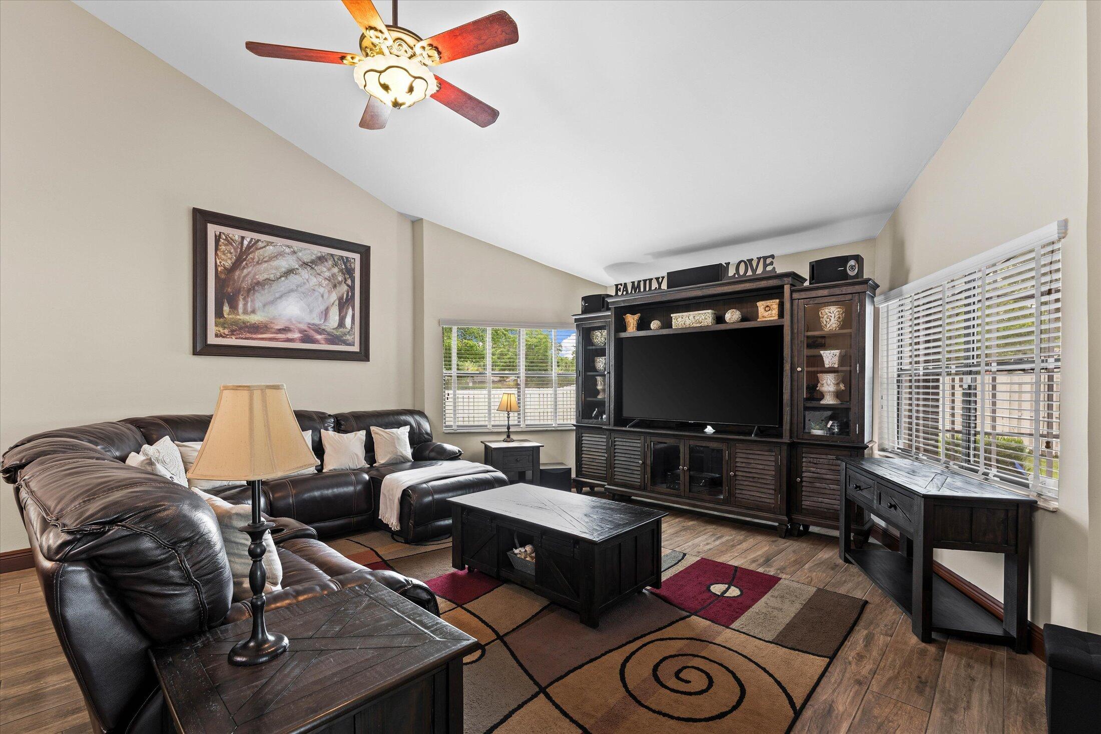 CYPRESS GLEN - Residential