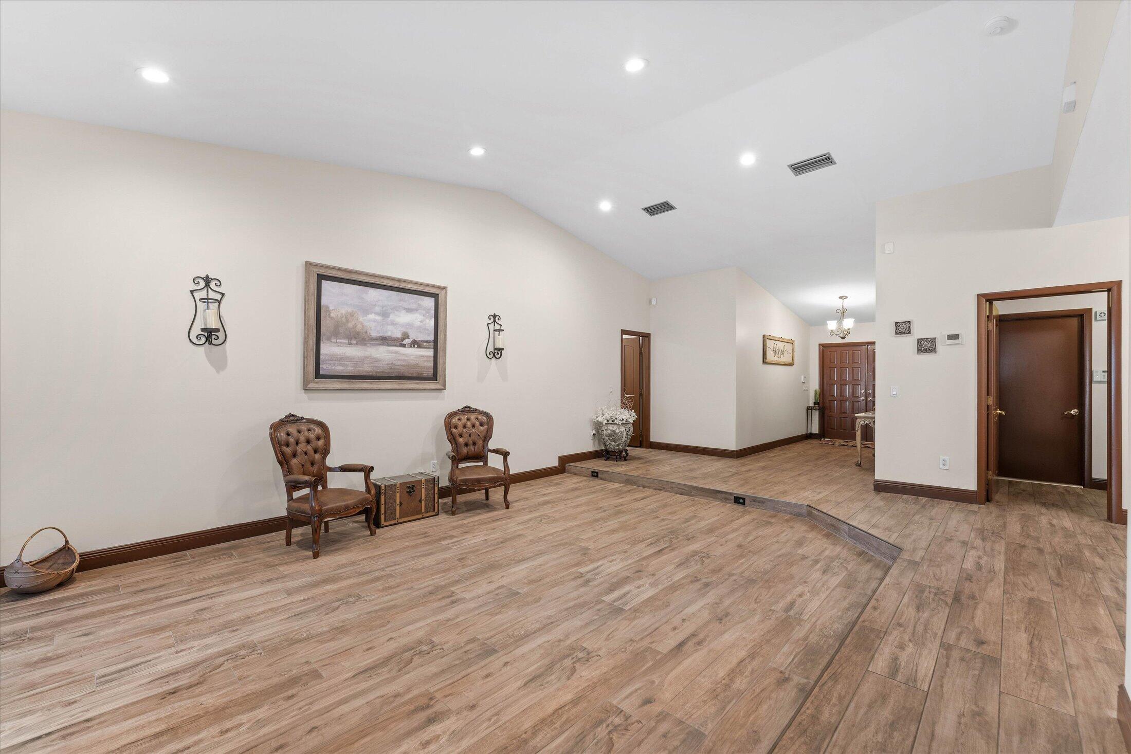 CYPRESS GLEN - Residential