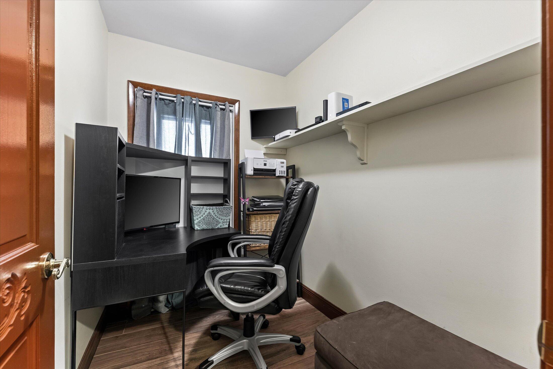 CYPRESS GLEN - Residential