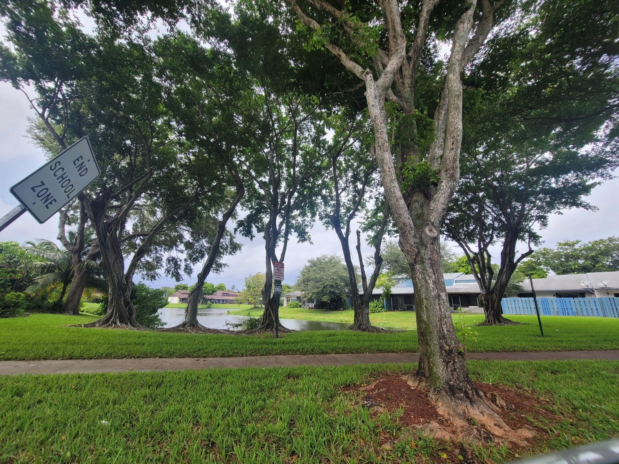 WOODSCAPE TOWNHOMES - Residential Lease