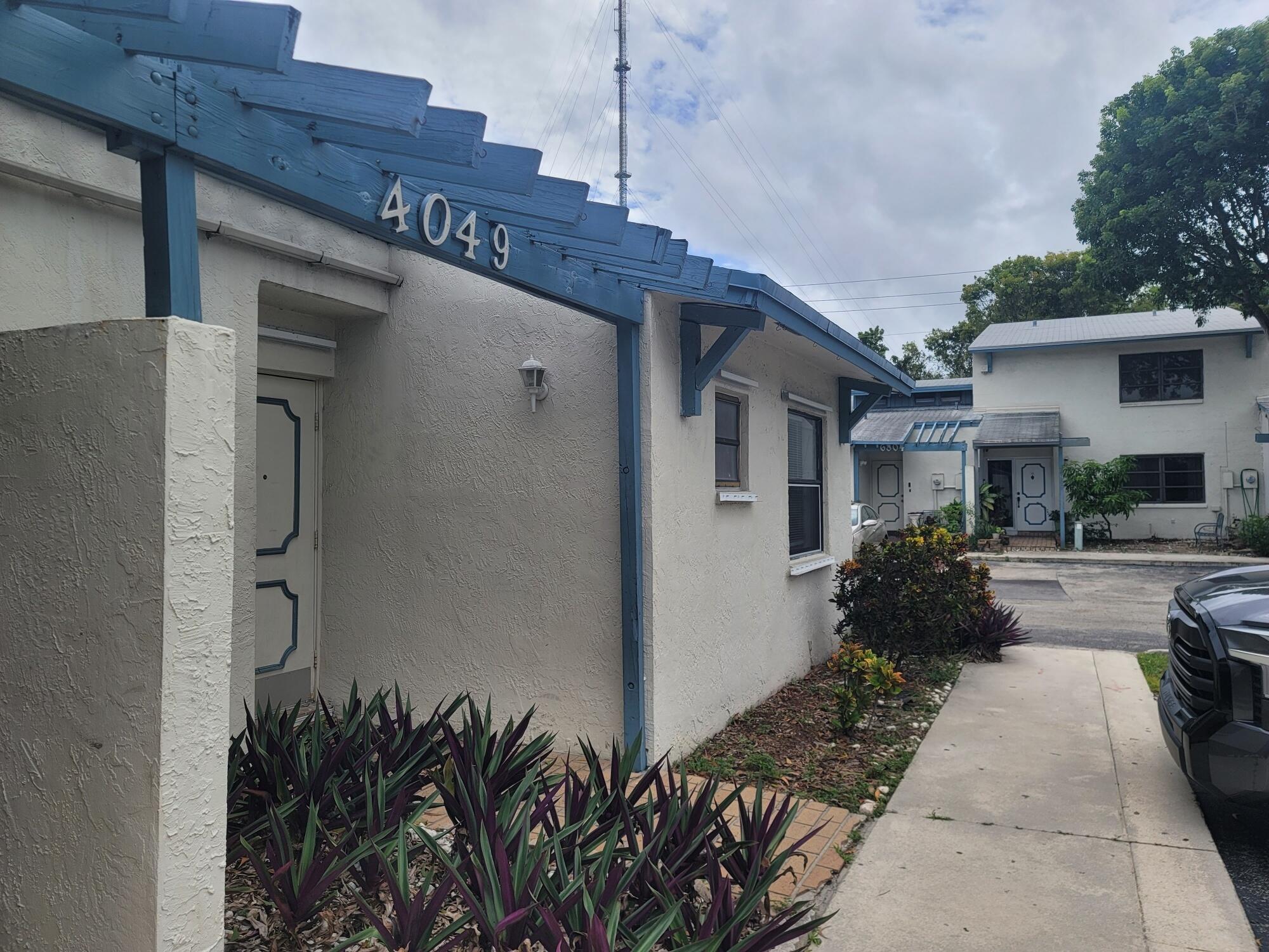 WOODSCAPE TOWNHOMES - Residential Lease