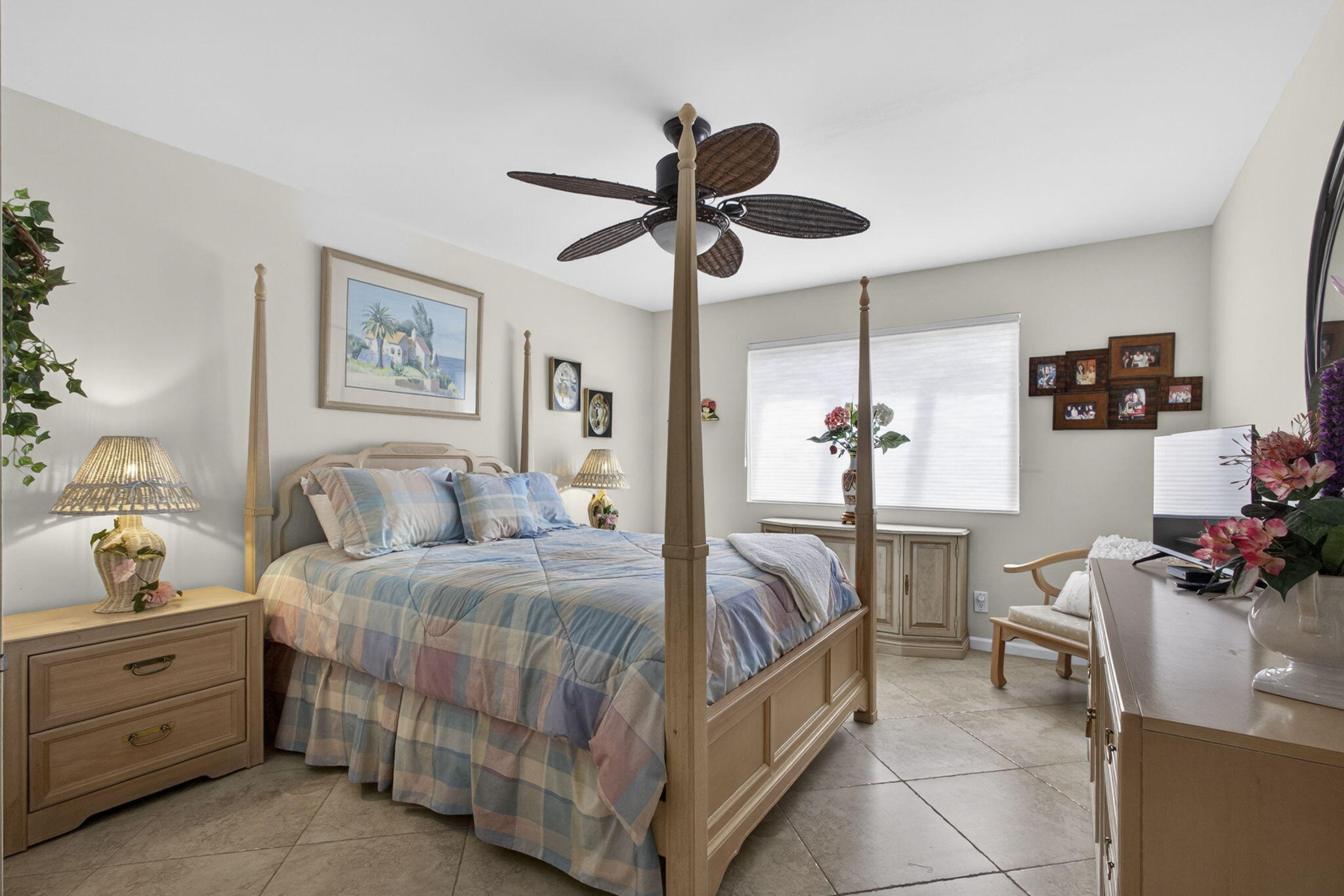 LEXINGTON GREEN CONDO - Residential