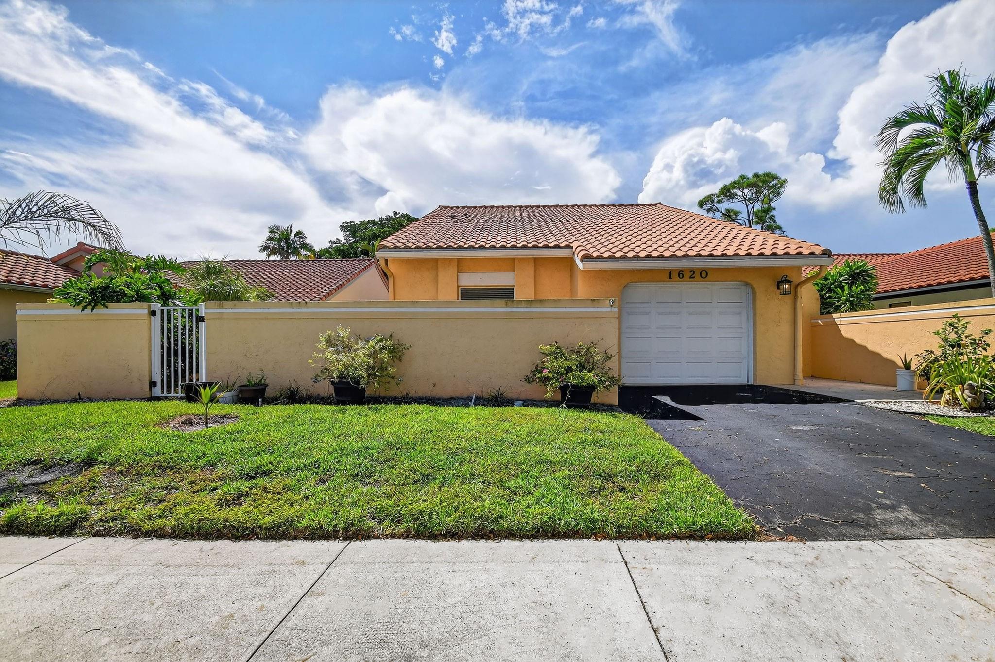 1620 NW 22nd Ave