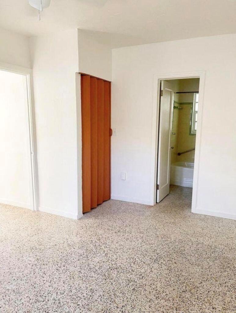 LAKE WORTH TOWN OF - Residential