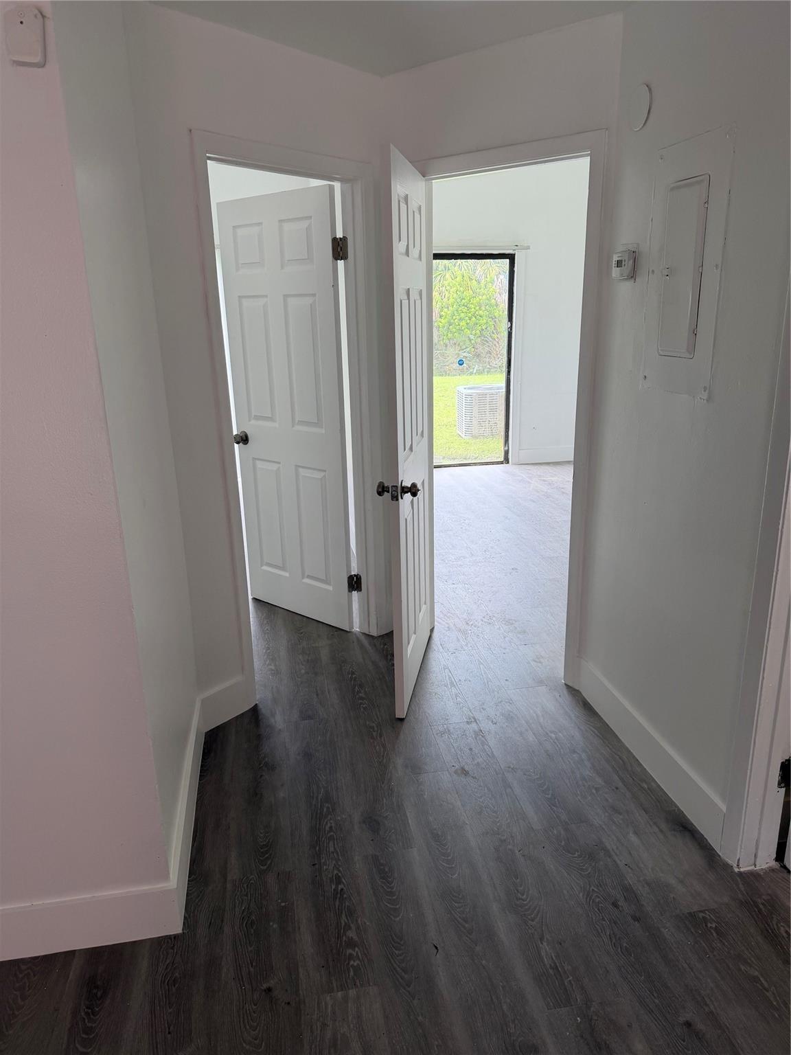 ORCHARD LAKE TOWN HOUSES - Residential Lease