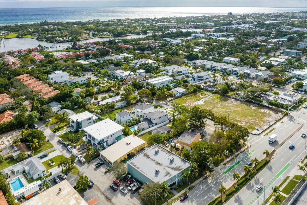 LA HACIENDA DELRAY - Residential