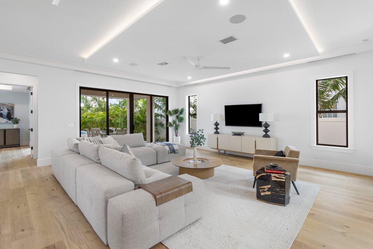 LA HACIENDA DELRAY - Residential