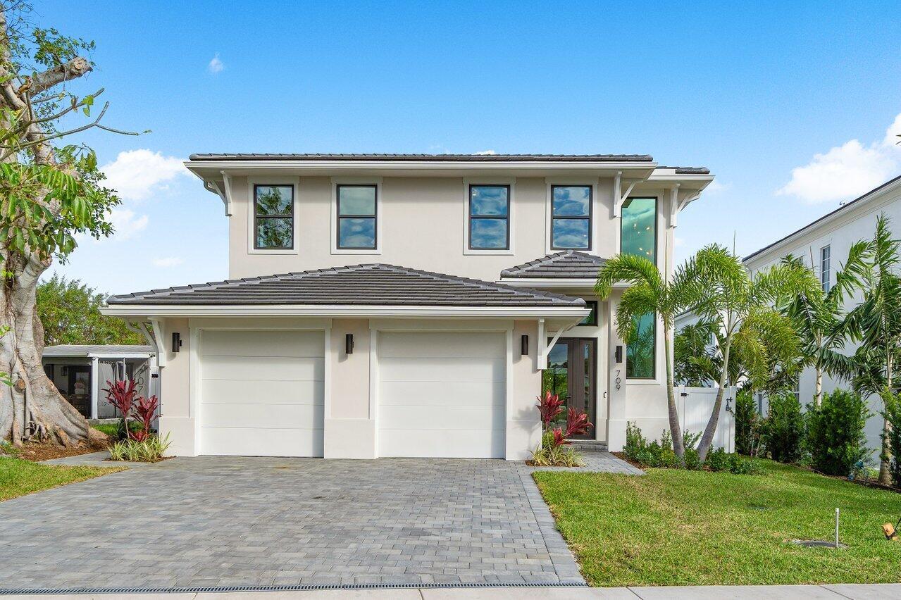 LA HACIENDA DELRAY - Residential