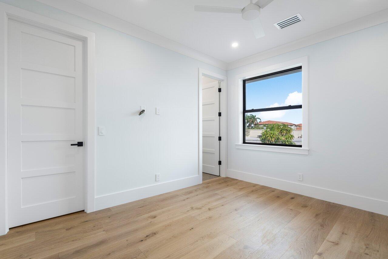 LA HACIENDA DELRAY - Residential