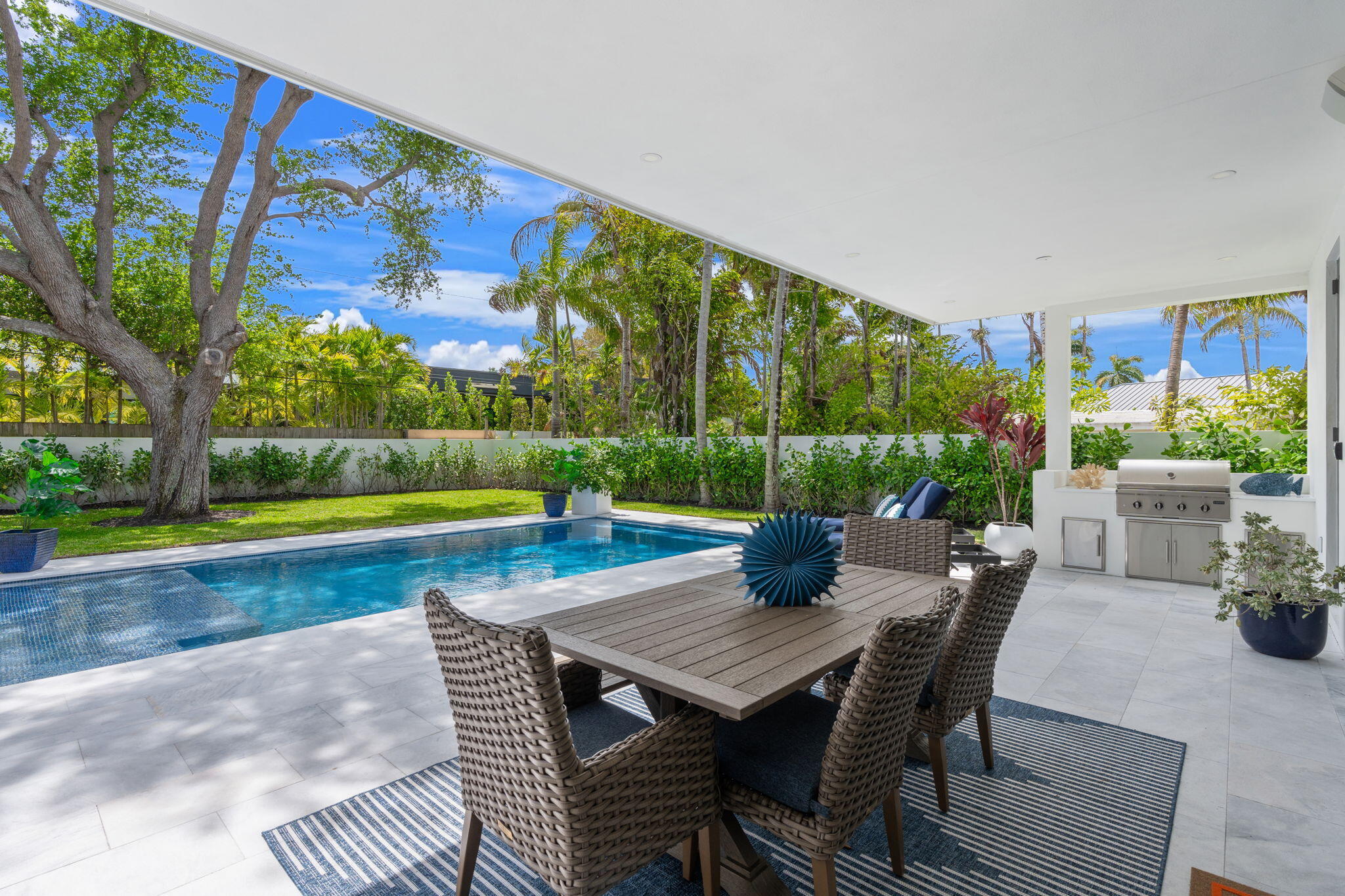 BEACH WAY HEIGHTS UNIT - Residential