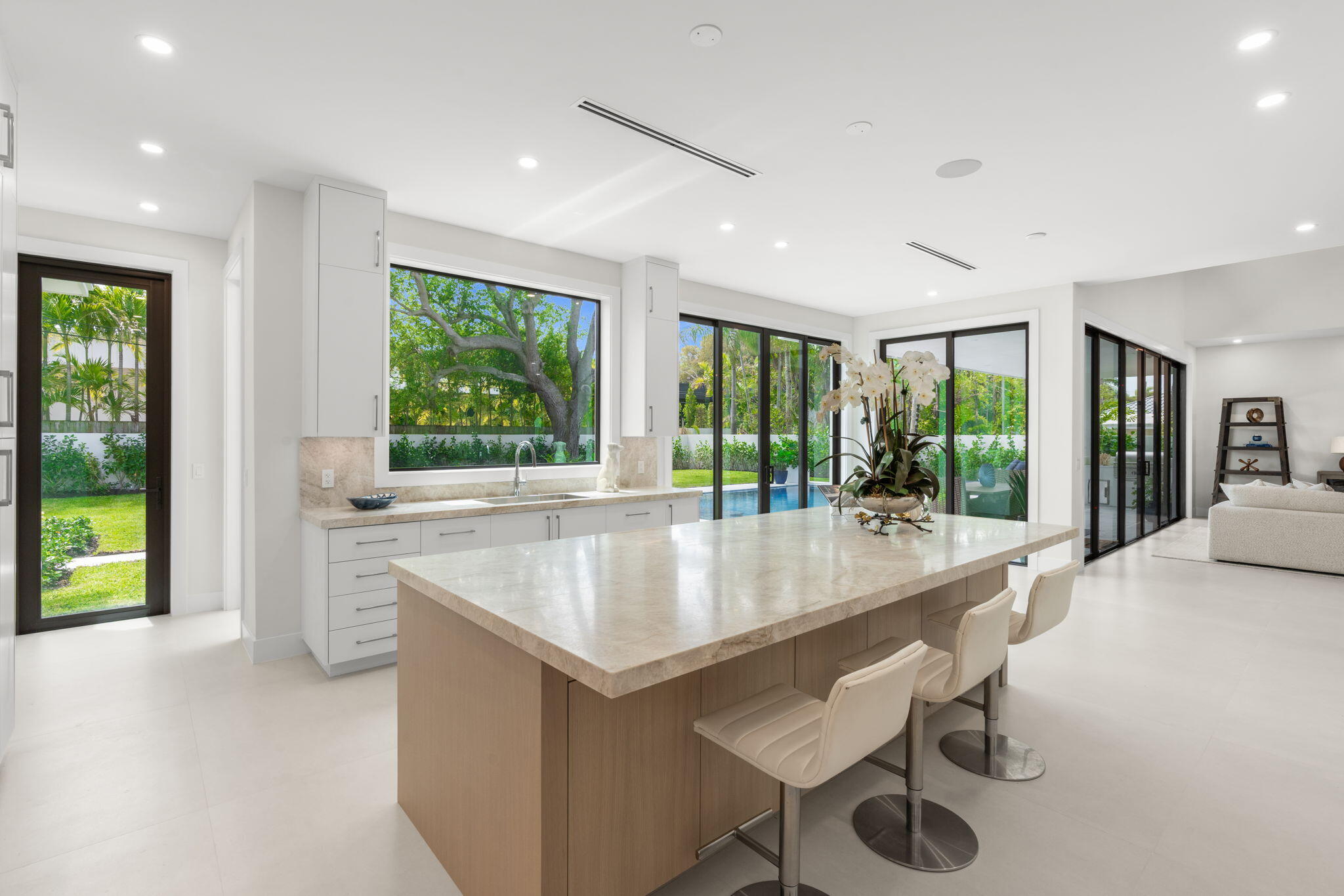 BEACH WAY HEIGHTS UNIT - Residential